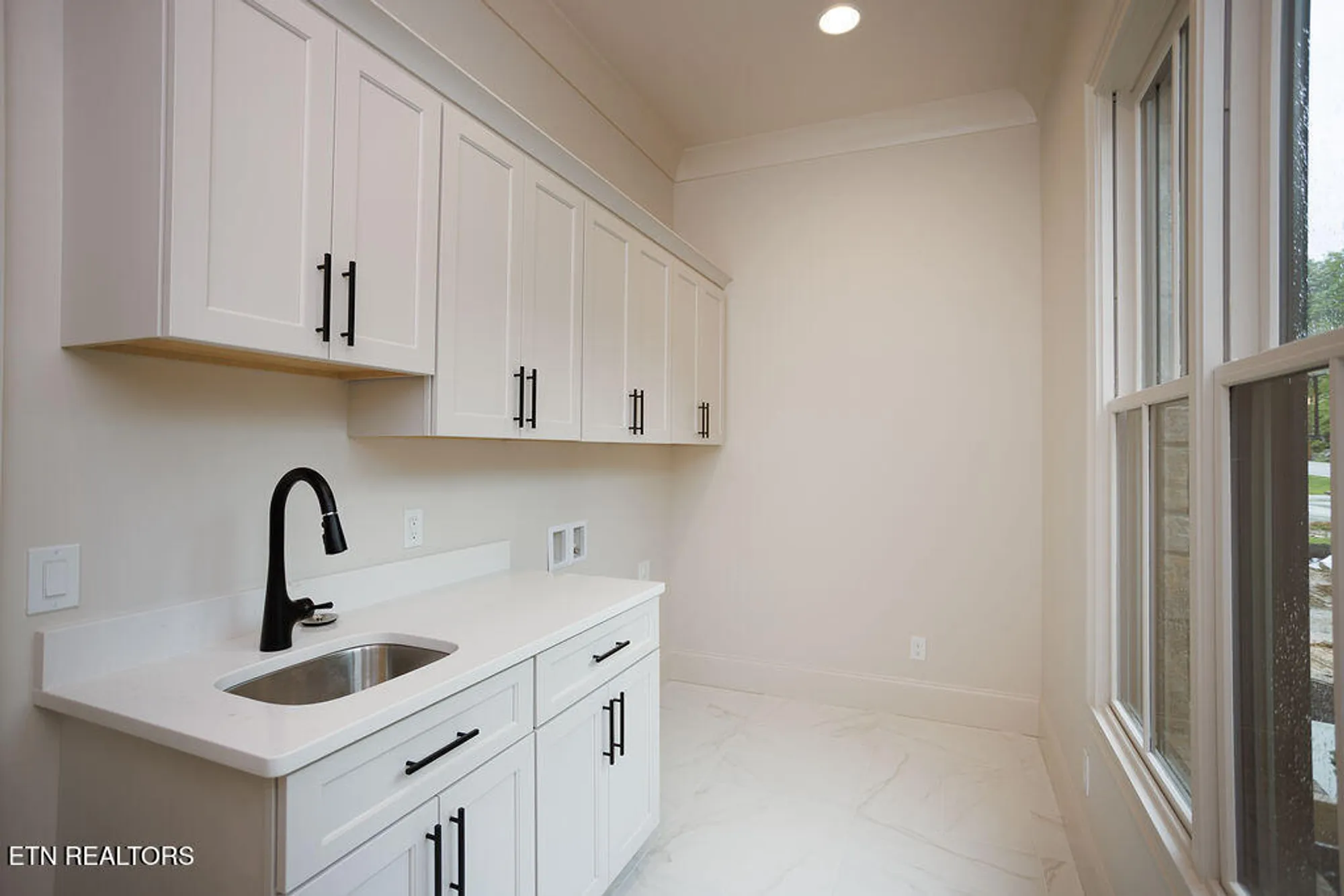 Property Slideshow image 23 of 47 | 150 forest view dr, Crossville, TN, 38558