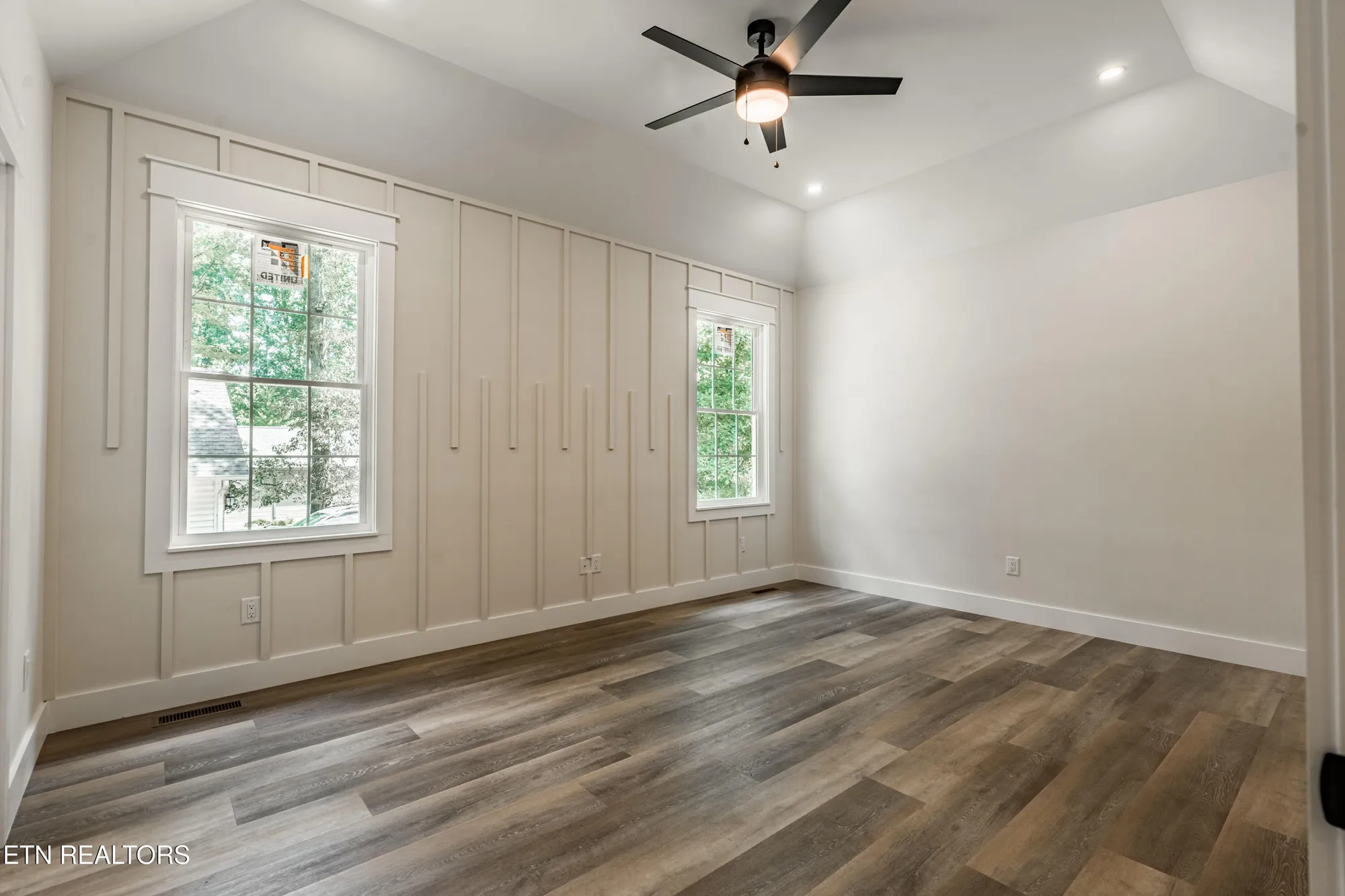 Property Slideshow image 38 of 60 | 222 oostanali way, Loudon, TN, 37774