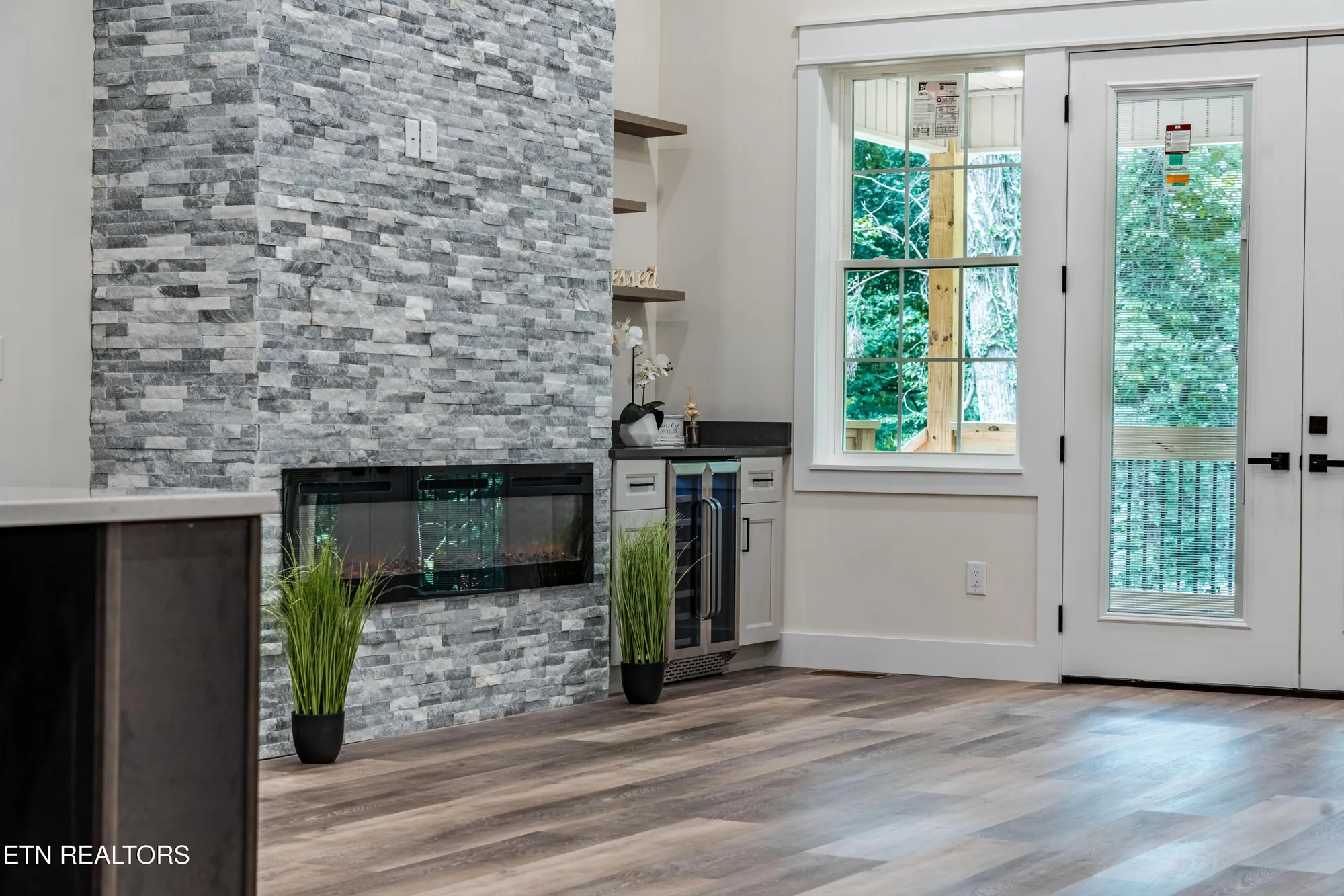 Property Slideshow image 21 of 60 | 222 oostanali way, Loudon, TN, 37774