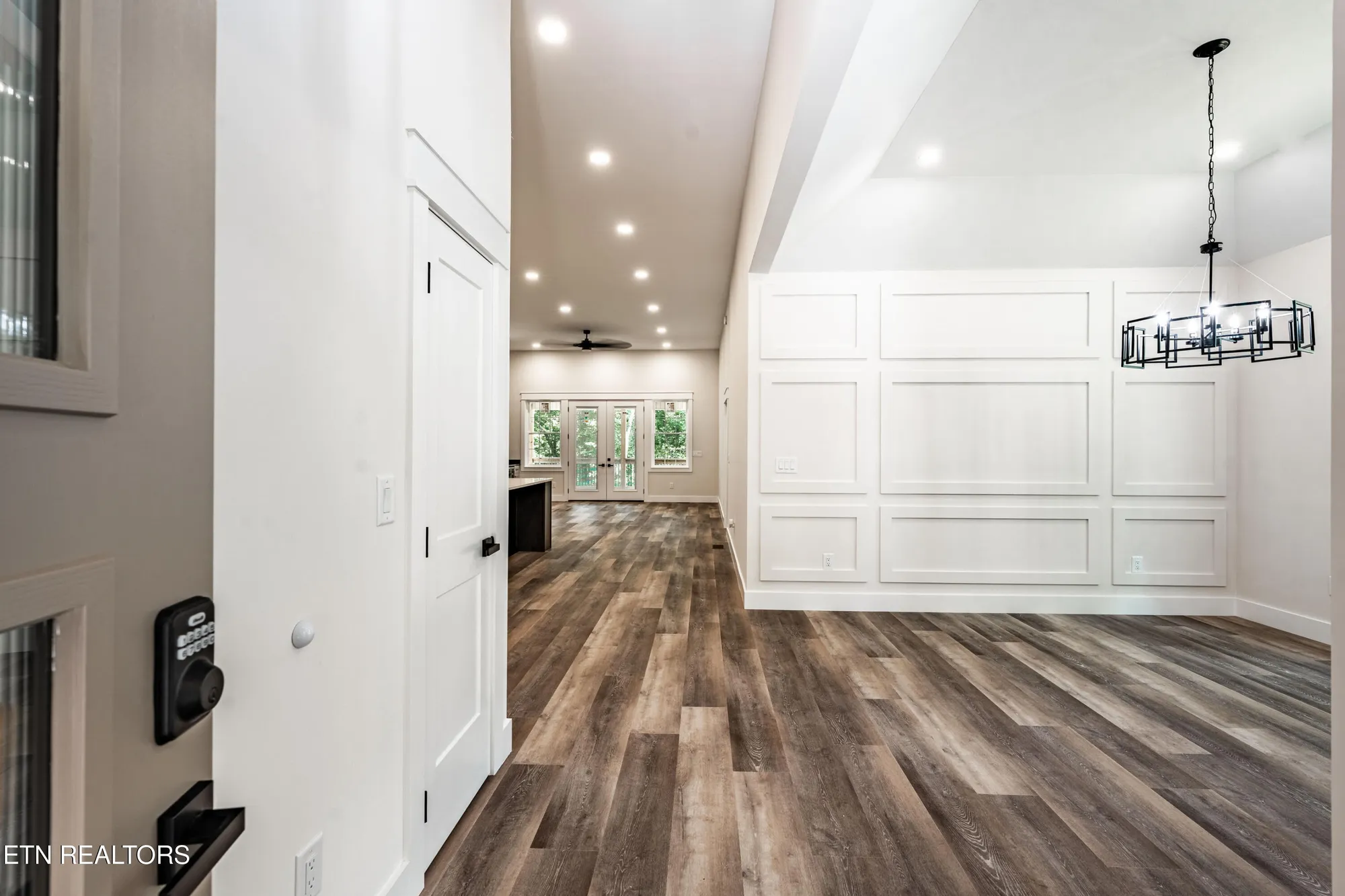 Property Slideshow image 29 of 60 | 222 oostanali way, Loudon, TN, 37774