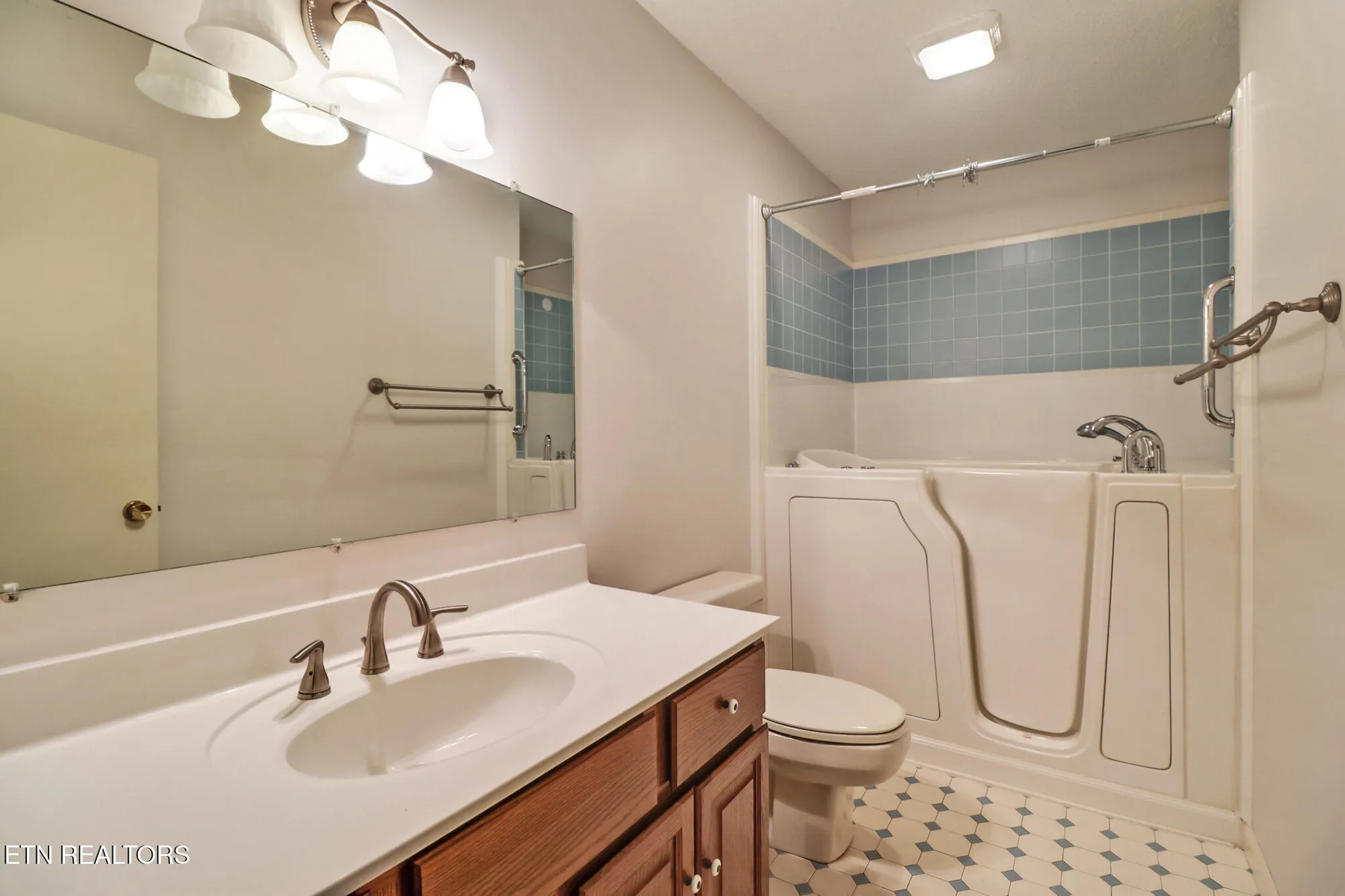 Property Slideshow image 31 of 50 | 181 snead dr, Crossville, TN, 38558