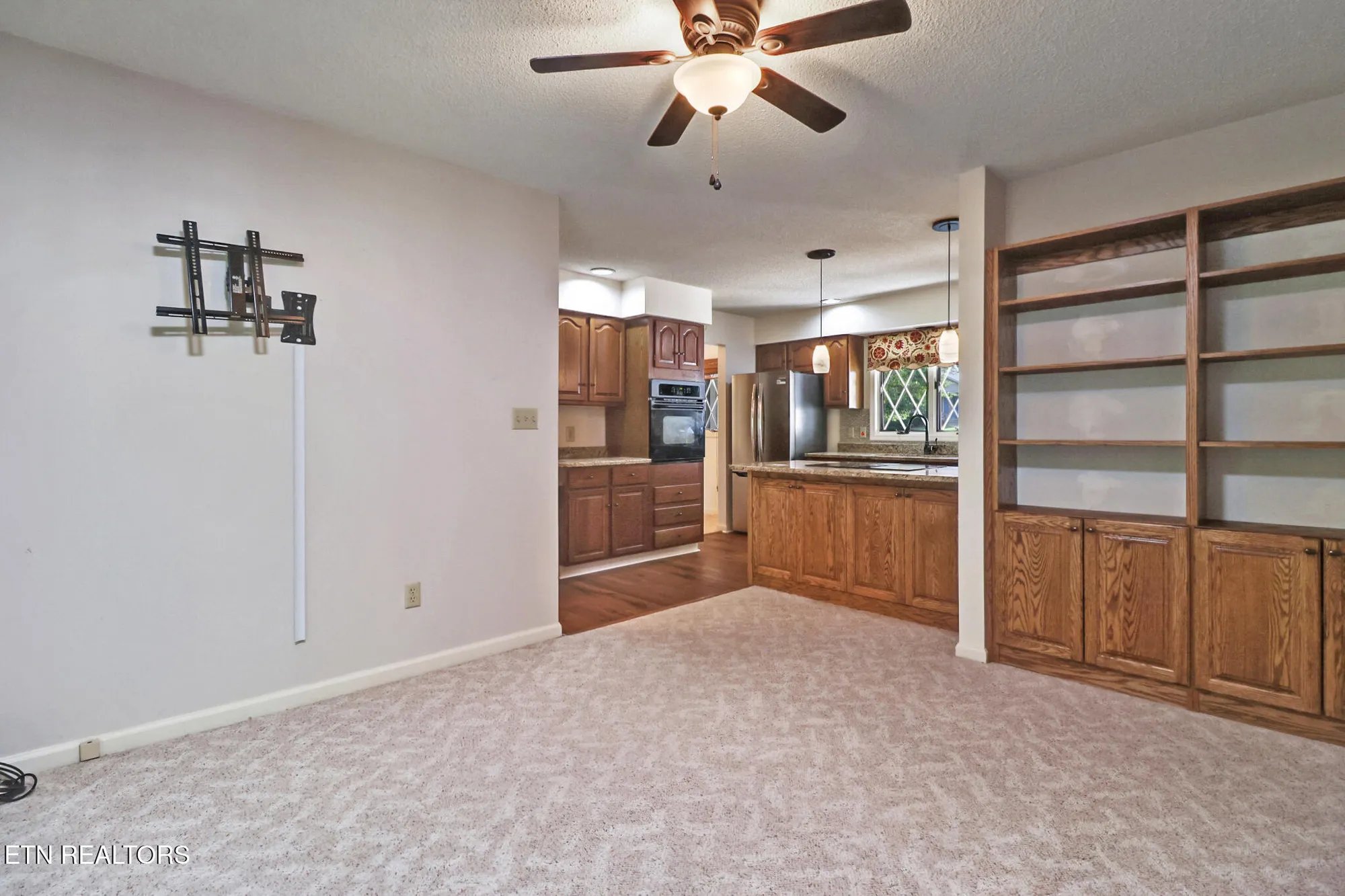 Property Slideshow image 16 of 50 | 181 snead dr, Crossville, TN, 38558