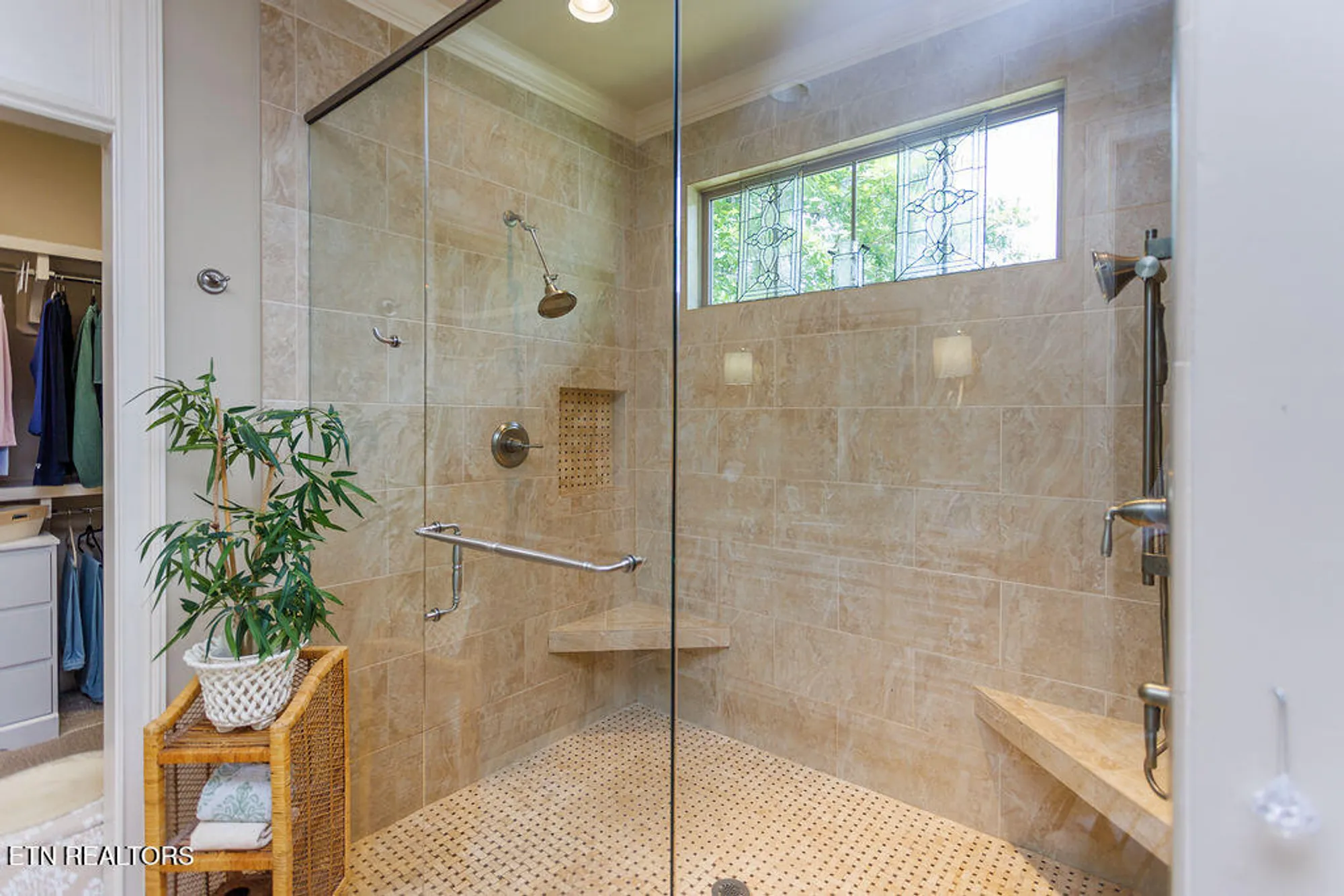 Property Slideshow image 30 of 56 | 77 abington pl, Crossville, TN, 38558