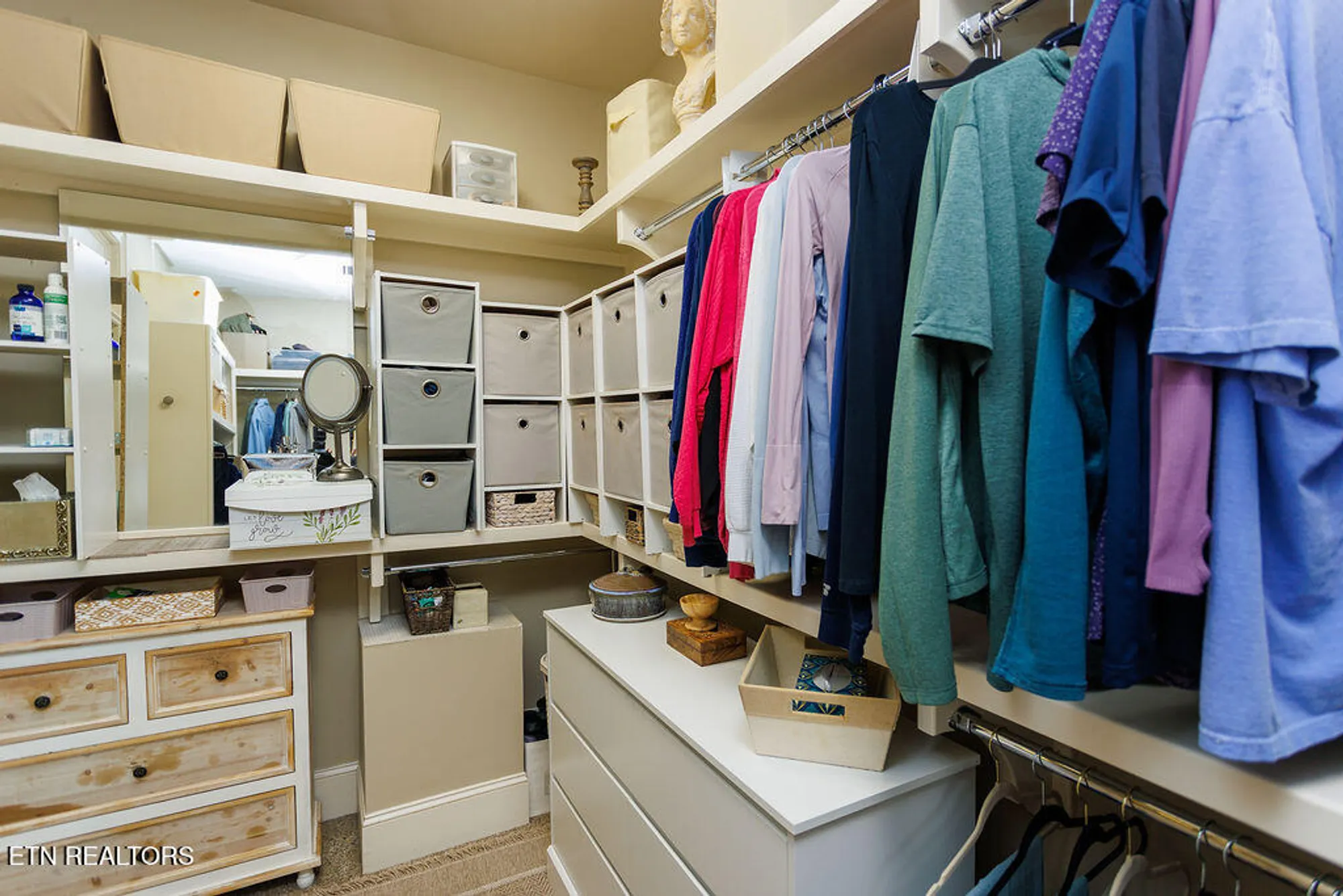 Property Slideshow image 33 of 56 | 77 abington pl, Crossville, TN, 38558