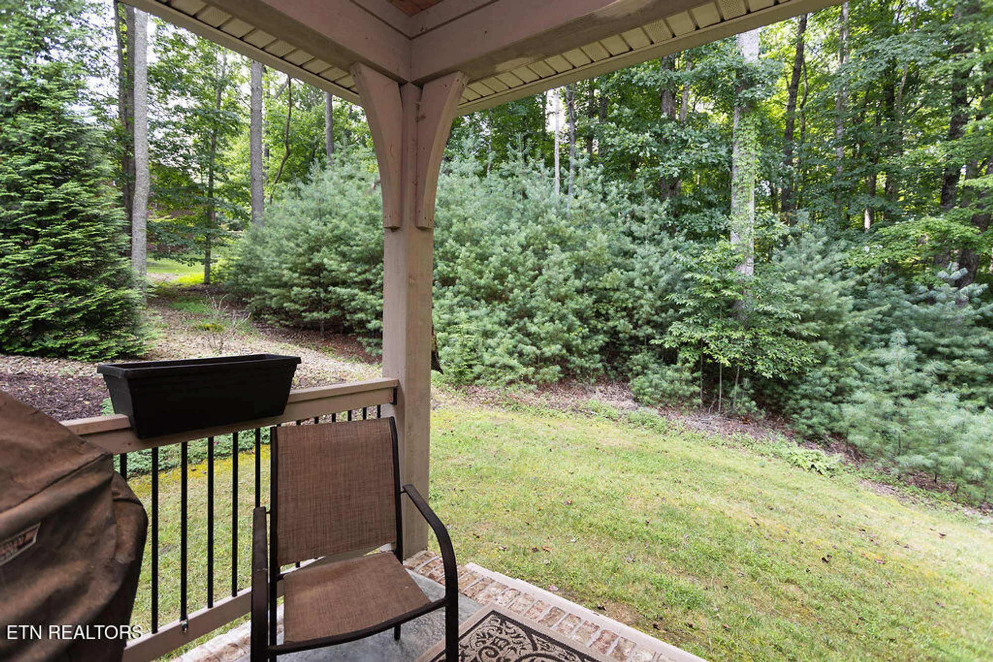 Property Slideshow image 43 of 56 | 77 abington pl, Crossville, TN, 38558