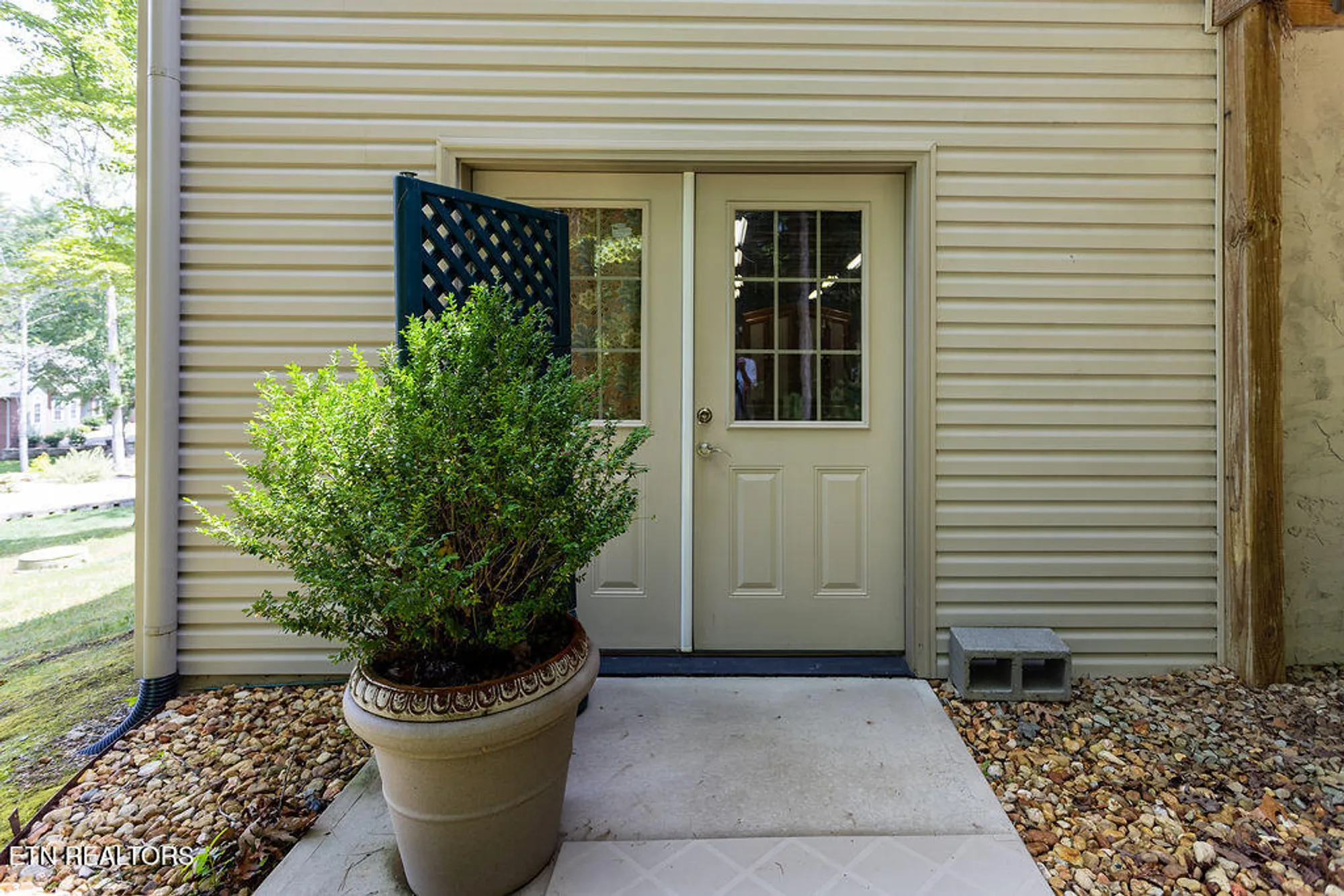 Property Slideshow image 46 of 56 | 77 abington pl, Crossville, TN, 38558