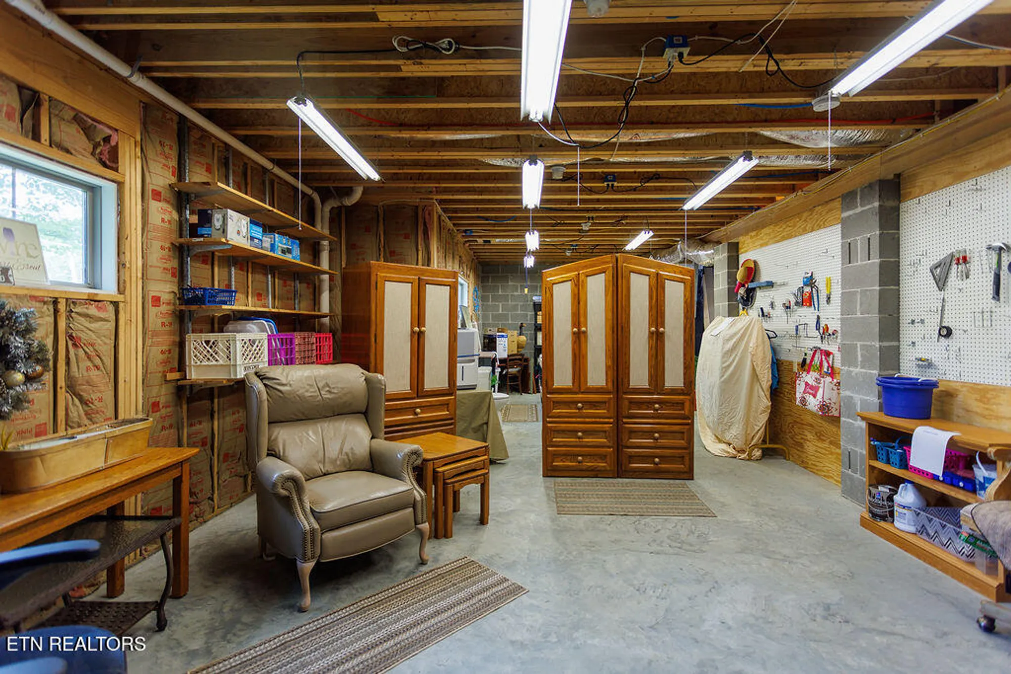 Property Slideshow image 48 of 56 | 77 abington pl, Crossville, TN, 38558