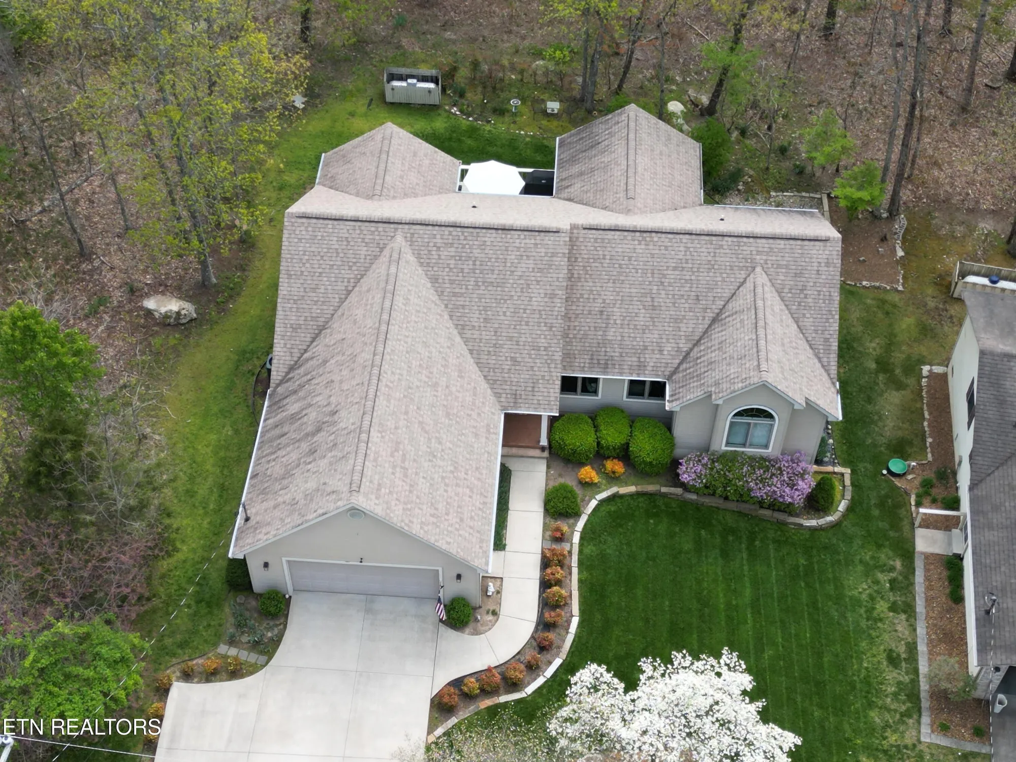 Property Slideshow image 10 of 56 | 246 amherst ln, Crossville, TN, 38558