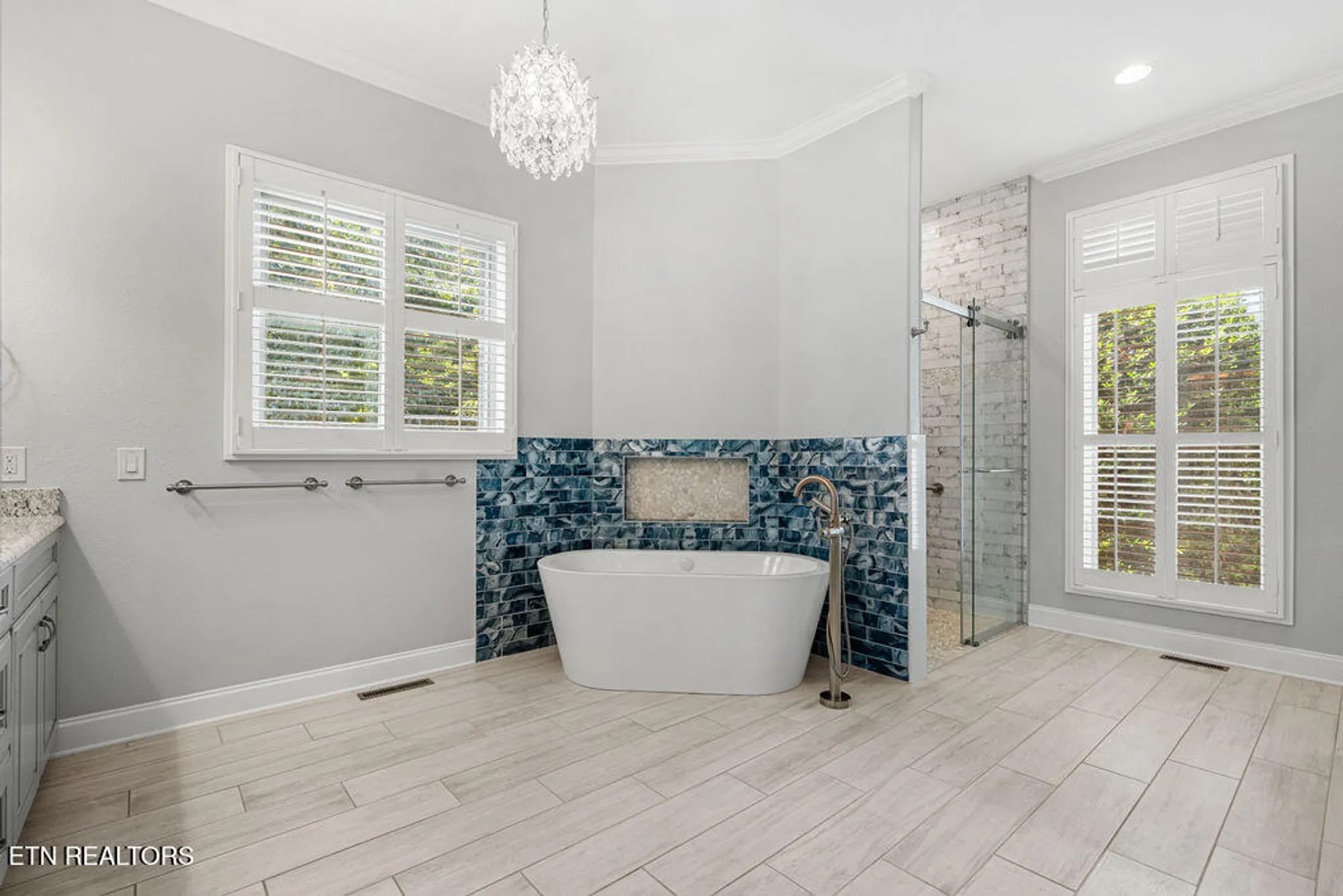 Property Slideshow image 19 of 62 | 402 catoosa ln, Loudon, TN, 37774