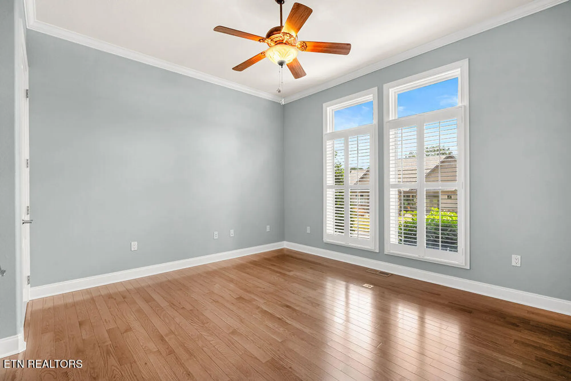 Property Slideshow image 11 of 62 | 402 catoosa ln, Loudon, TN, 37774