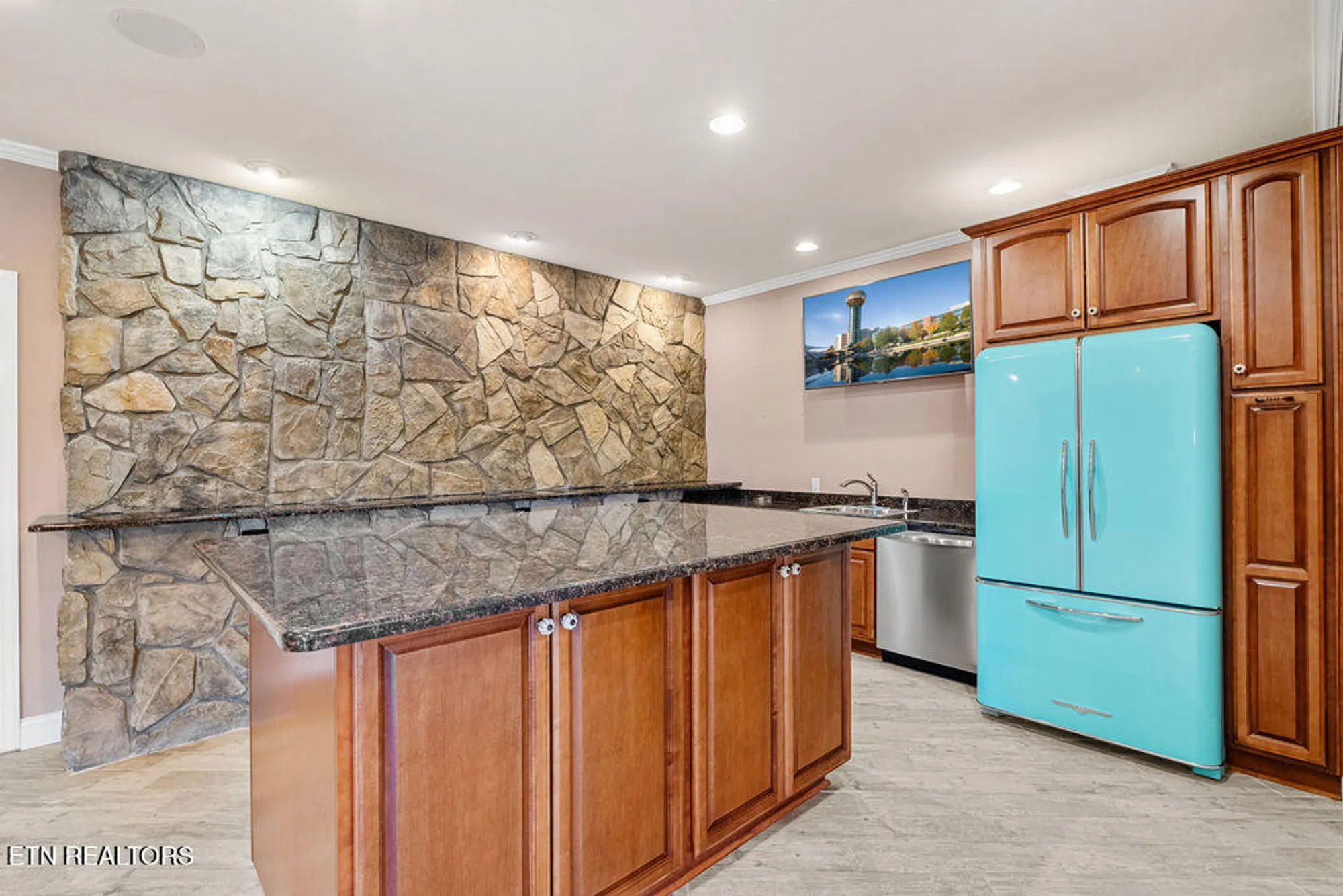 Property Slideshow image 42 of 62 | 402 catoosa ln, Loudon, TN, 37774