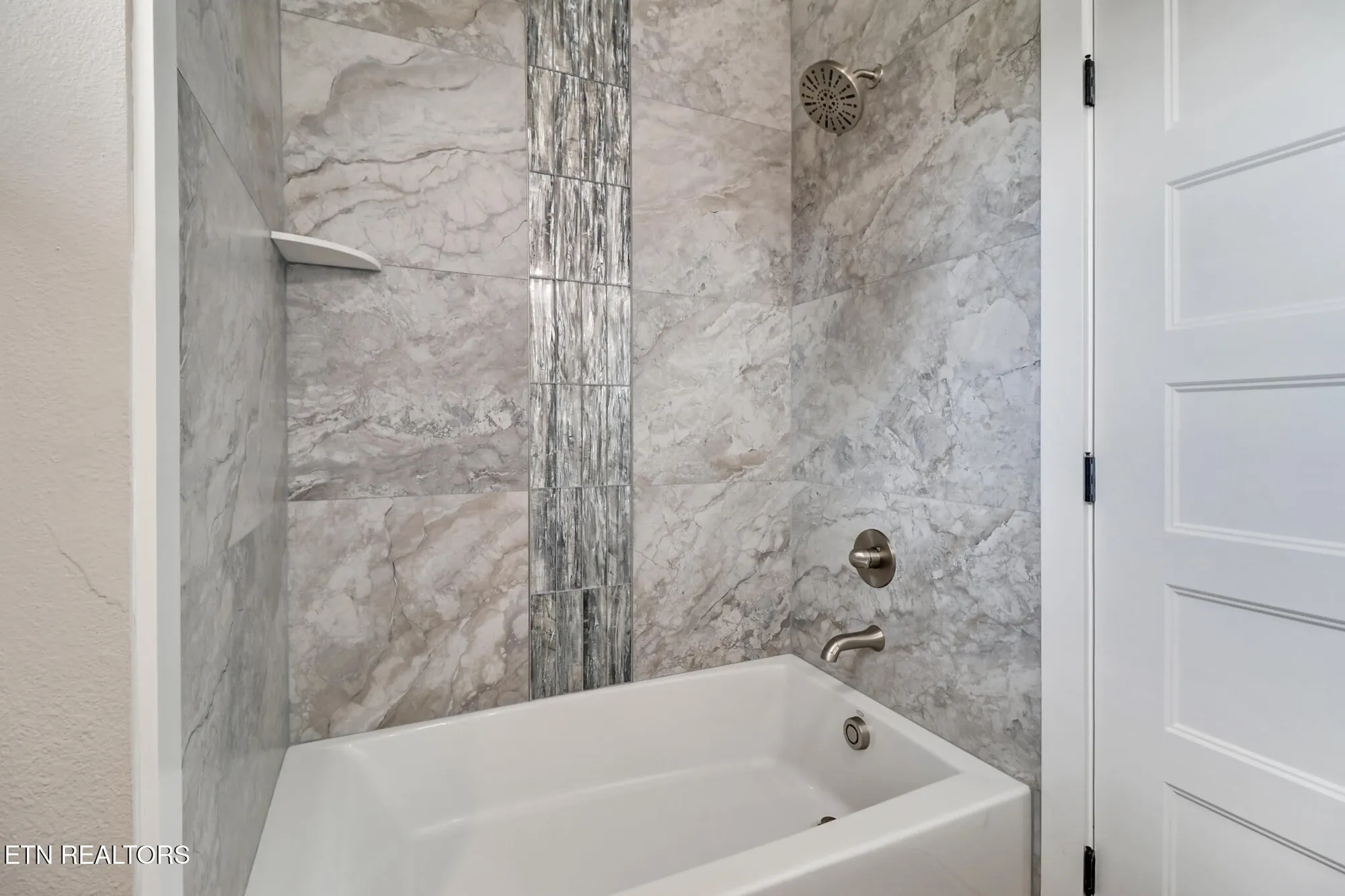 Property Slideshow image 39 of 50 | 630 lakeview dr, Crossville, TN, 38558