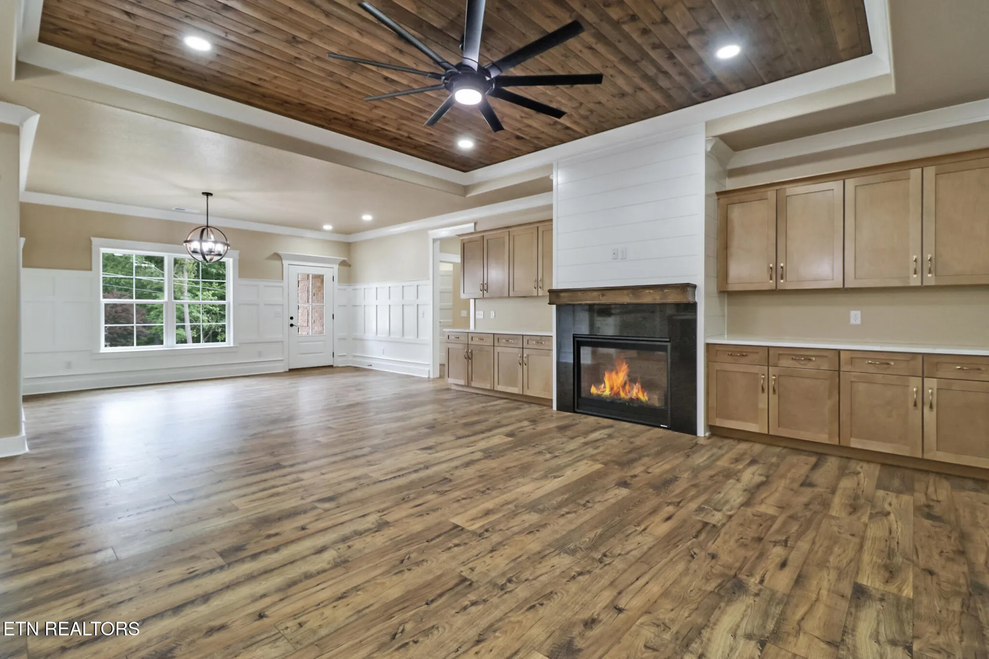 Property Slideshow image 19 of 50 | 630 lakeview dr, Crossville, TN, 38558