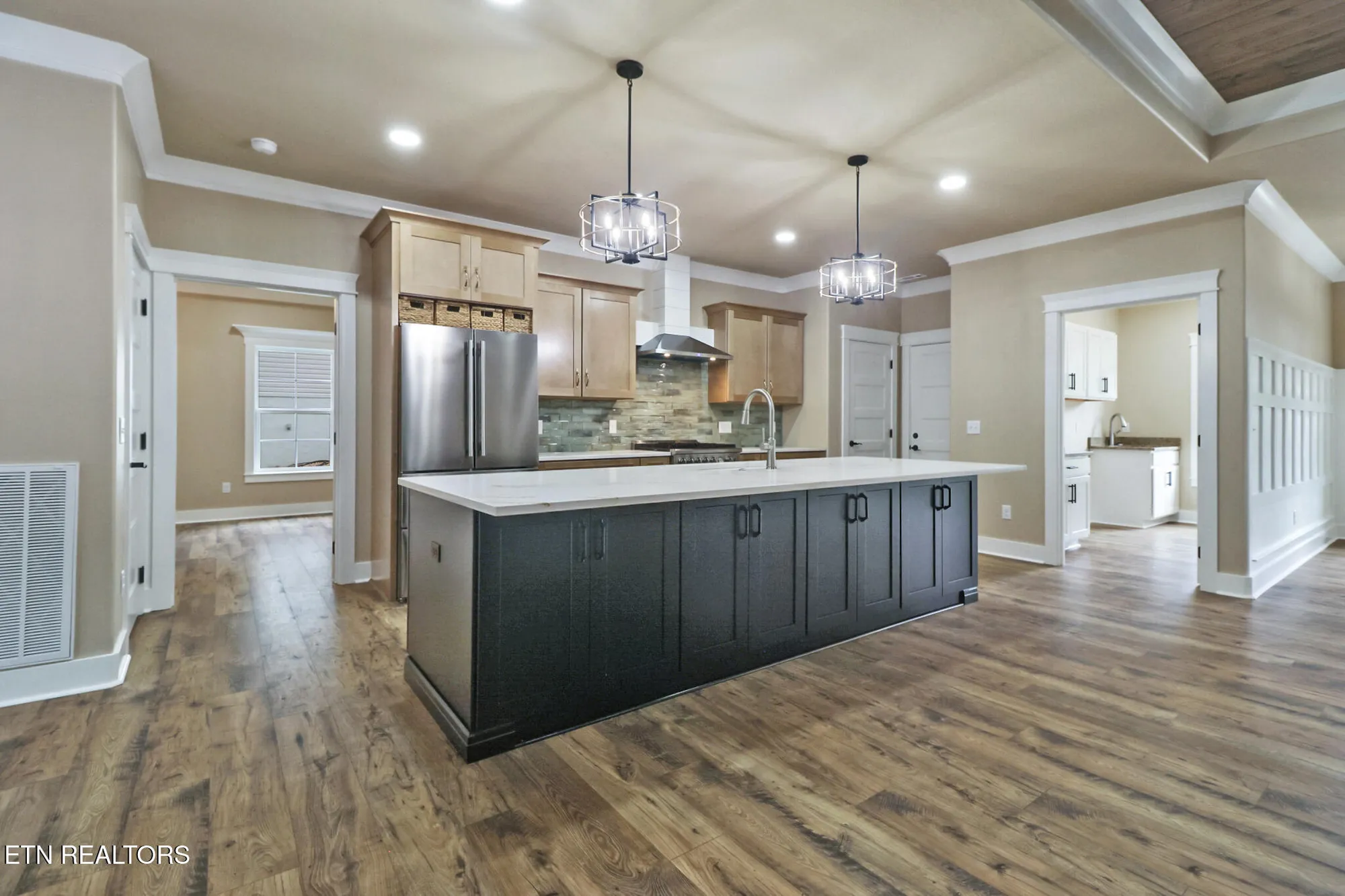 Property Slideshow image 11 of 50 | 630 lakeview dr, Crossville, TN, 38558