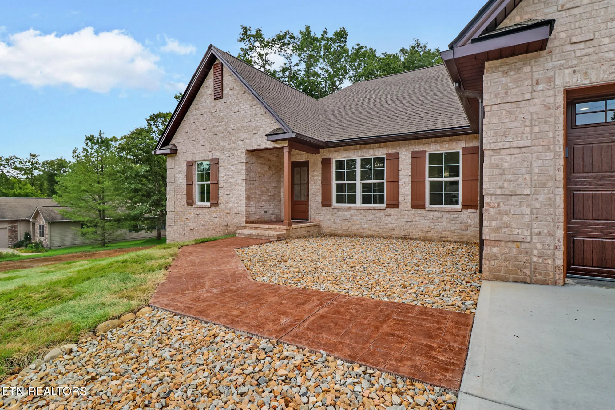 Property Slideshow image 4 of 50 | 630 lakeview dr, Crossville, TN, 38558