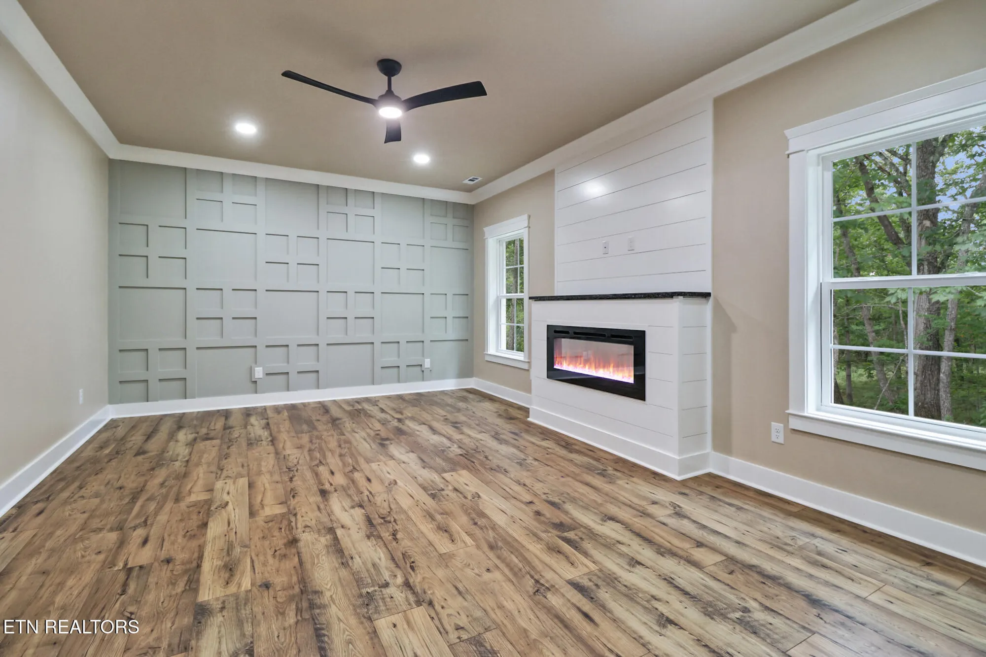 Property Slideshow image 23 of 50 | 630 lakeview dr, Crossville, TN, 38558