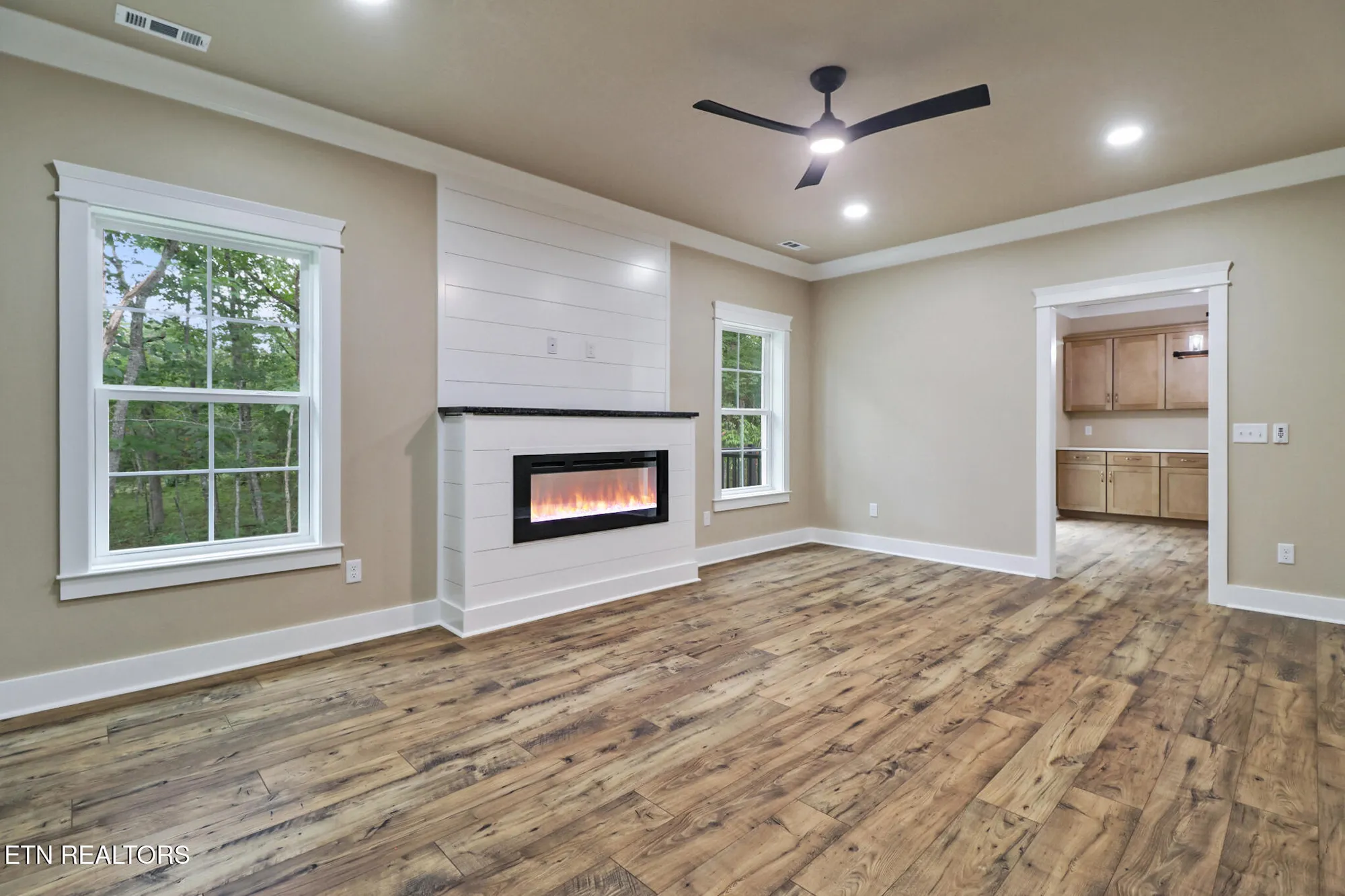 Property Slideshow image 26 of 50 | 630 lakeview dr, Crossville, TN, 38558