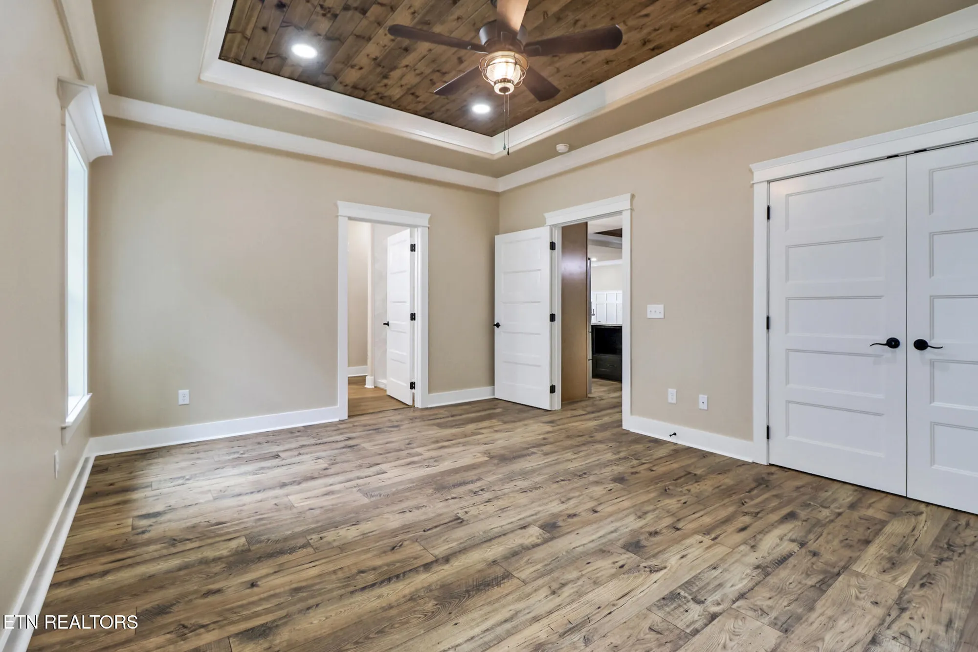 Property Slideshow image 30 of 50 | 630 lakeview dr, Crossville, TN, 38558