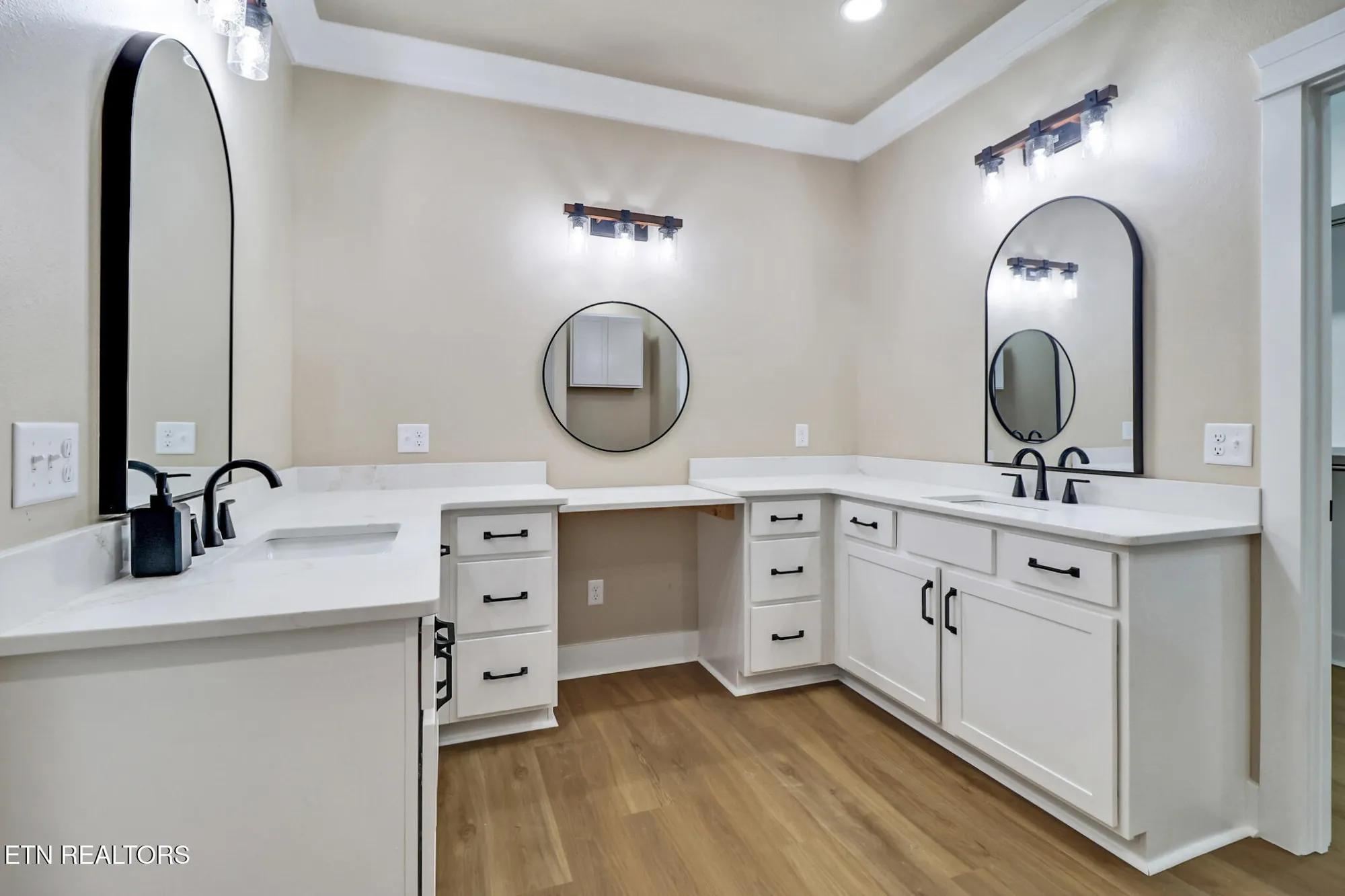 Property Slideshow image 31 of 50 | 630 lakeview dr, Crossville, TN, 38558