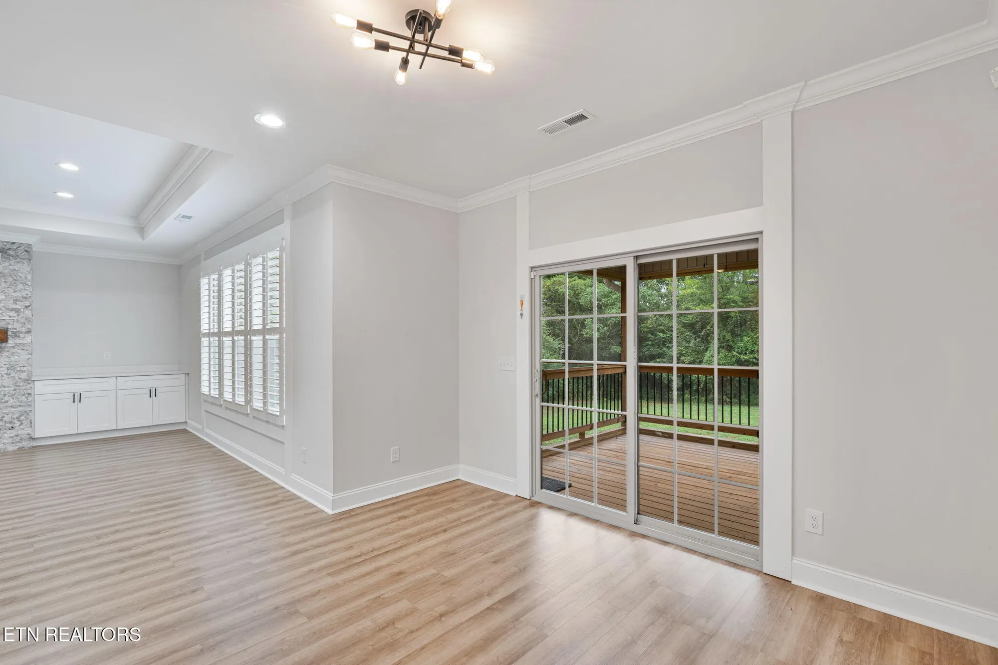 Property Slideshow image 12 of 36 | 129 ogana way, Loudon, TN, 37774