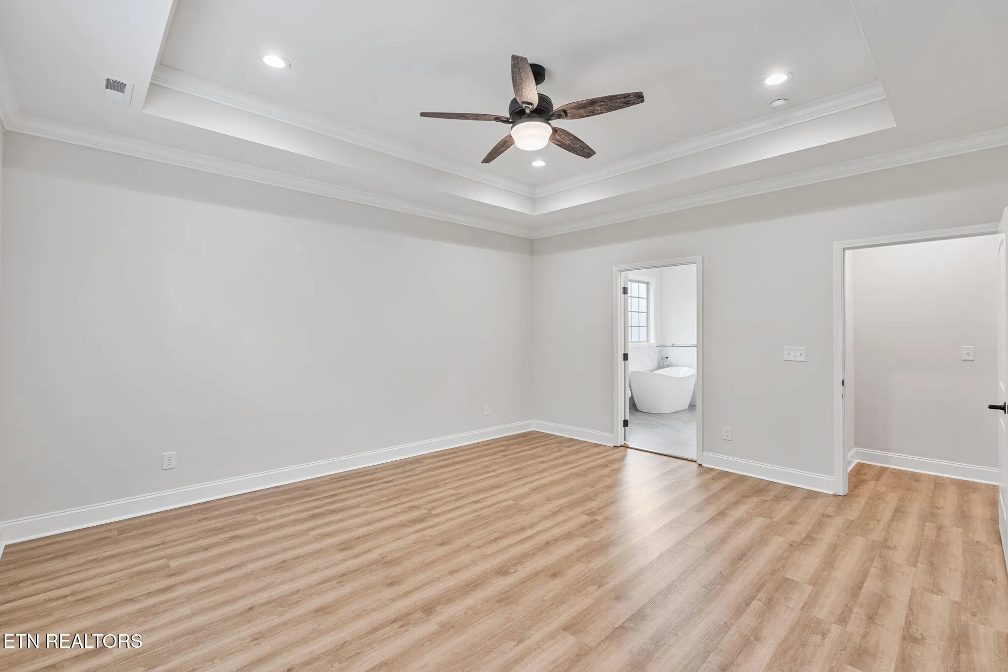 Property Slideshow image 19 of 36 | 129 ogana way, Loudon, TN, 37774