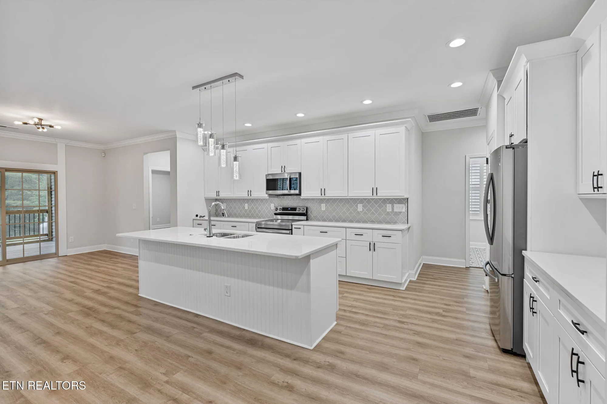 Property Slideshow image 11 of 36 | 129 ogana way, Loudon, TN, 37774