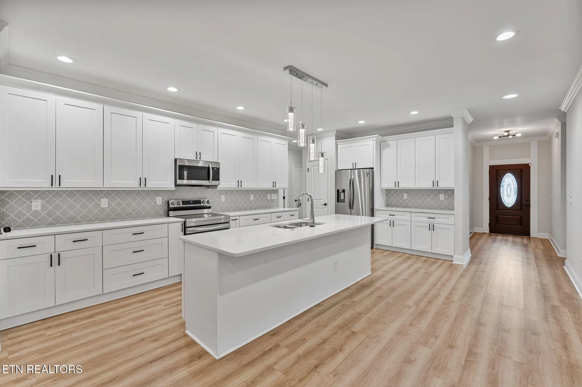 Property Slideshow image 8 of 36 | 129 ogana way, Loudon, TN, 37774