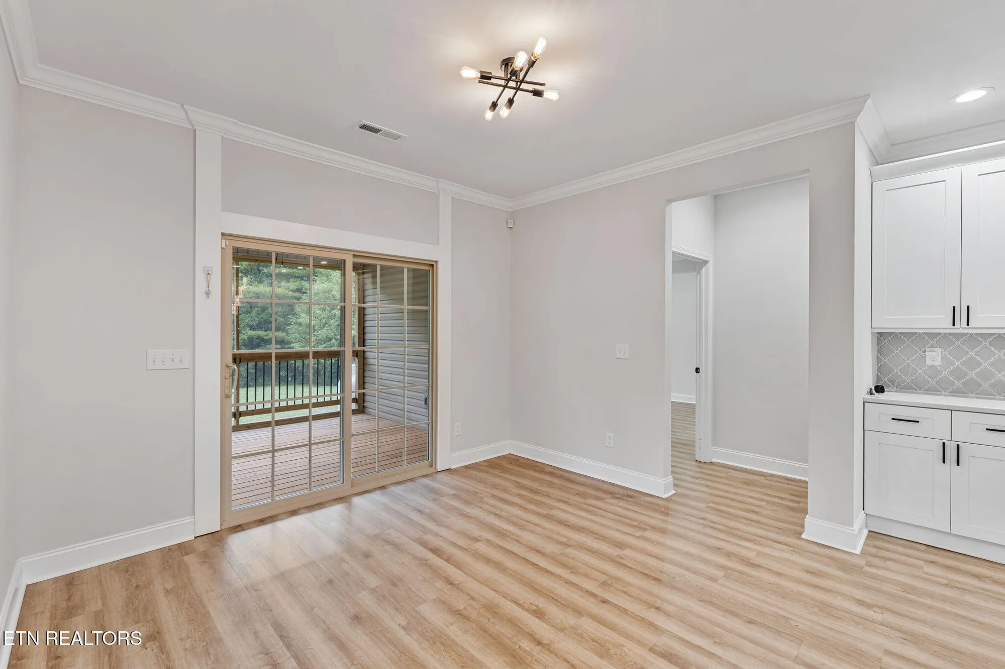 Property Slideshow image 17 of 36 | 129 ogana way, Loudon, TN, 37774