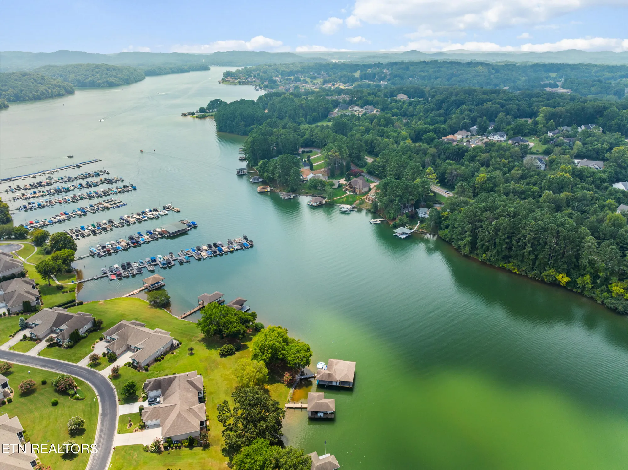 Property Slideshow image 10 of 40 | 116 wataga ln, Loudon, TN, 37774