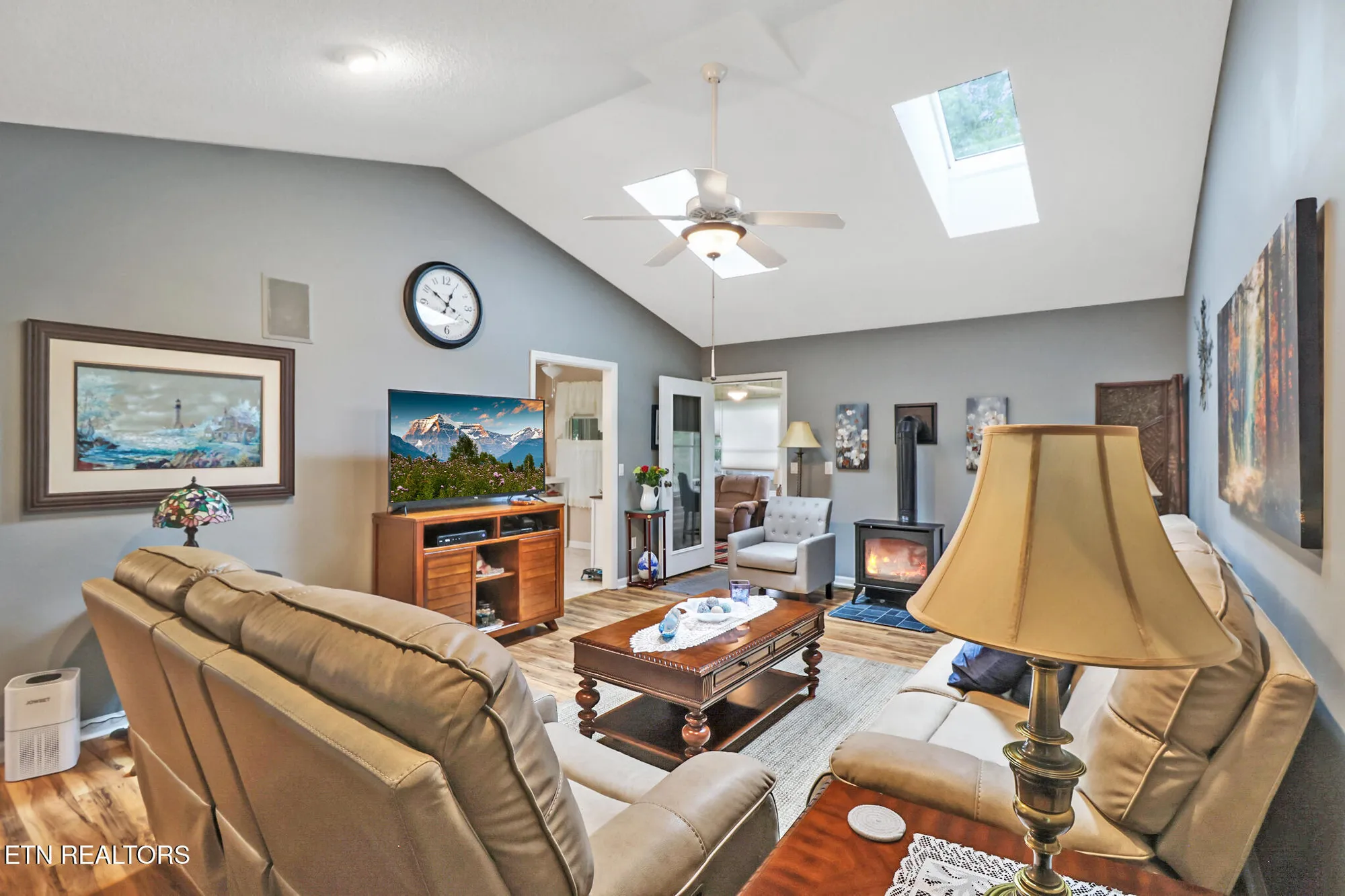 Property Slideshow image 3 of 33 | 118 berkshire loop, Crossville, TN, 38558