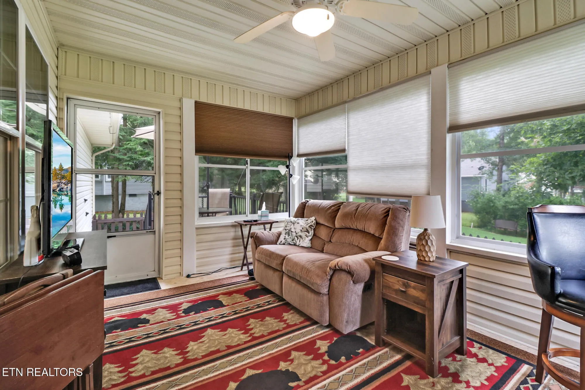 Property Slideshow image 10 of 33 | 118 berkshire loop, Crossville, TN, 38558