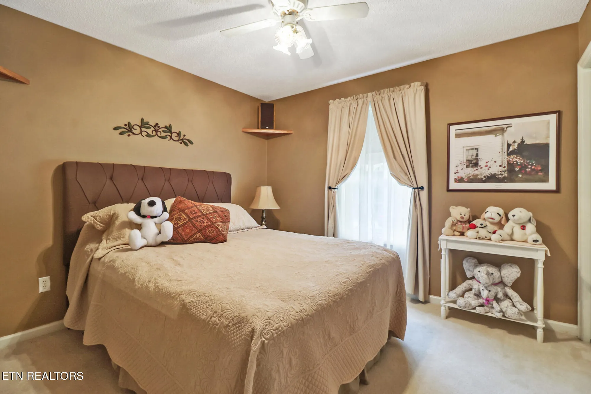 Property Slideshow image 14 of 33 | 118 berkshire loop, Crossville, TN, 38558