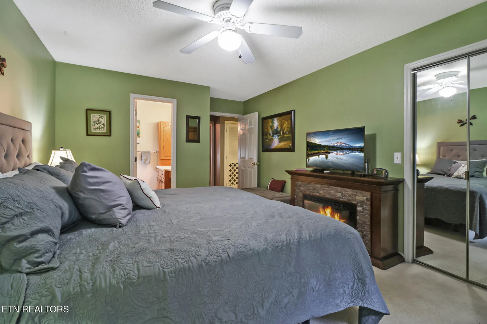 Property Slideshow image 17 of 33 | 118 berkshire loop, Crossville, TN, 38558