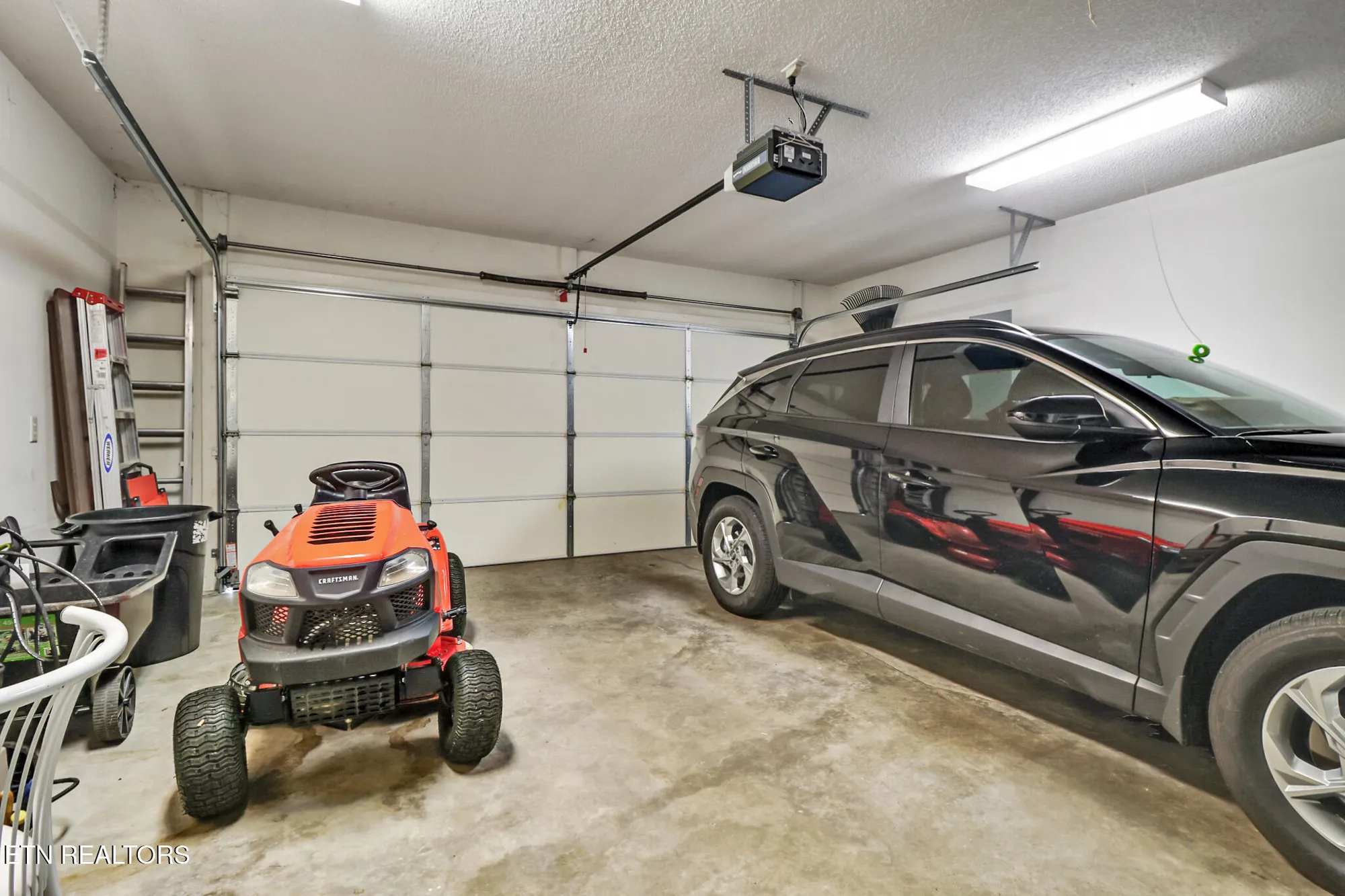 Property Slideshow image 22 of 33 | 118 berkshire loop, Crossville, TN, 38558