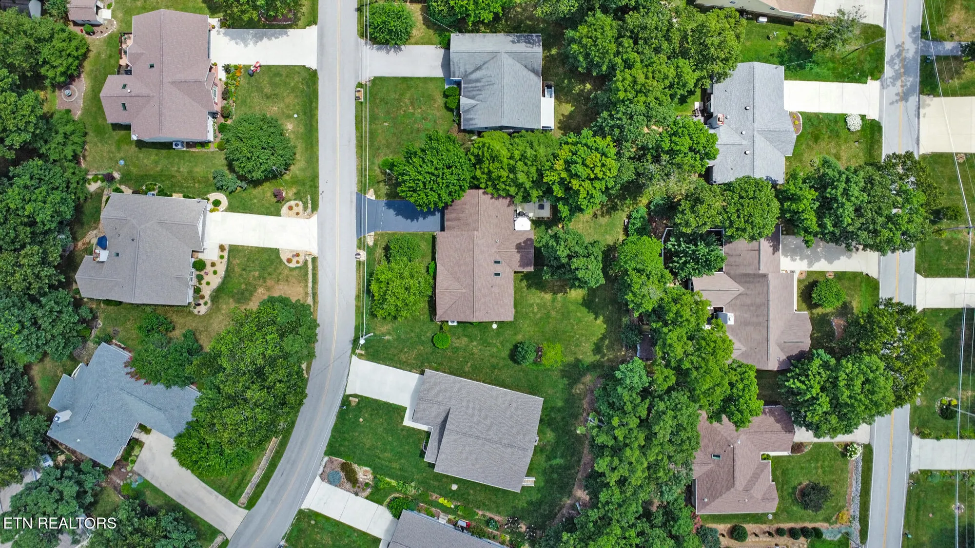 Property Slideshow image 33 of 33 | 118 berkshire loop, Crossville, TN, 38558