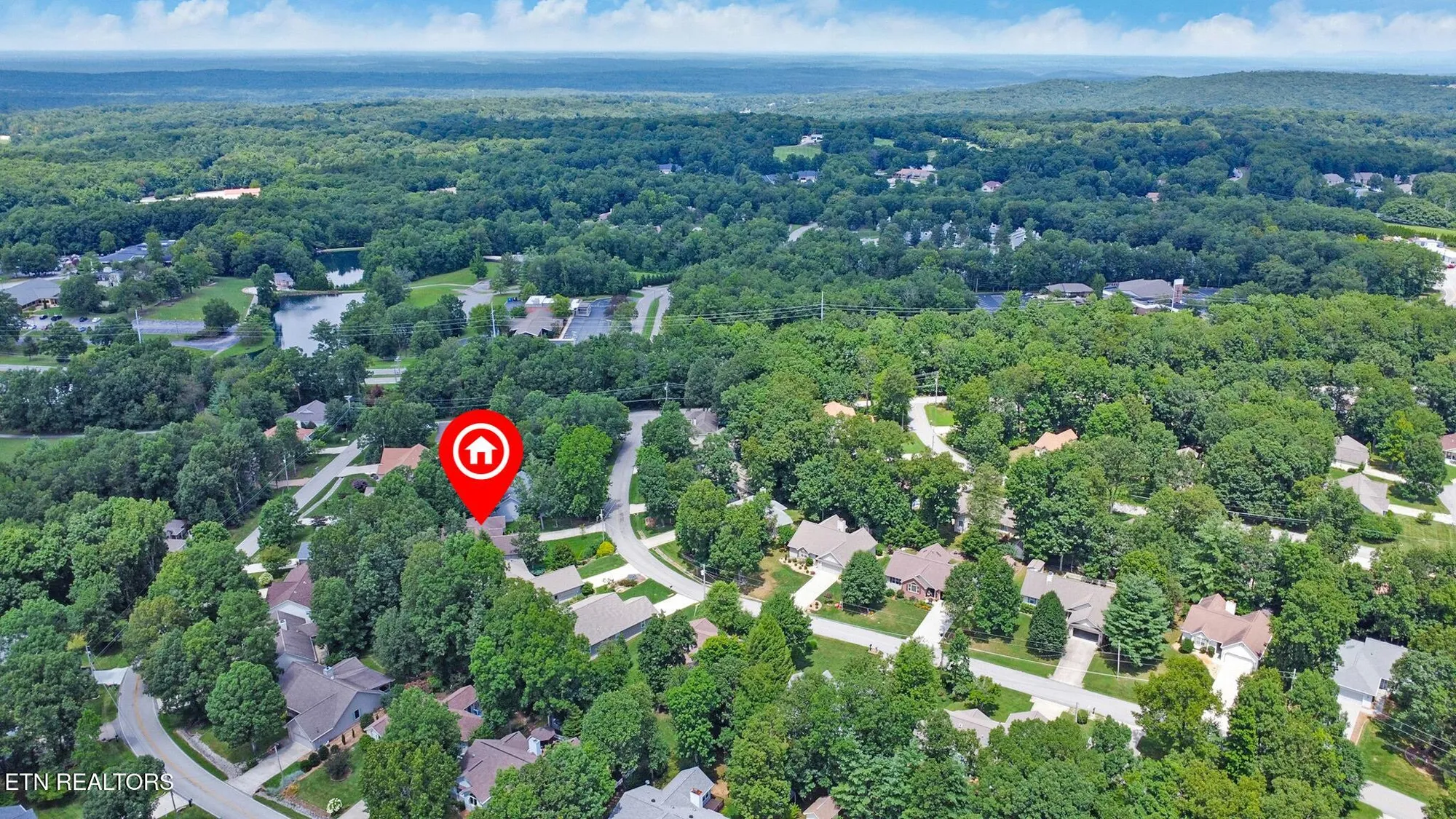 Property Slideshow image 30 of 33 | 118 berkshire loop, Crossville, TN, 38558