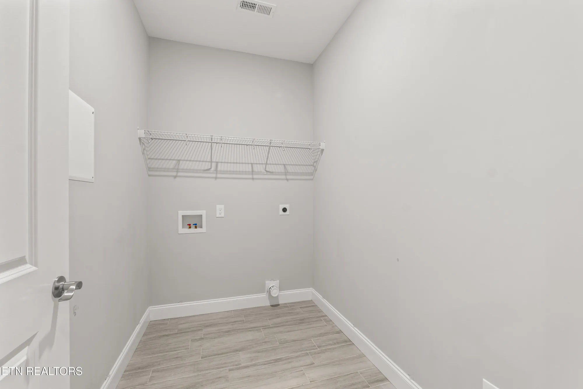 Property Slideshow image 22 of 40 | 116 wataga ln, Loudon, TN, 37774