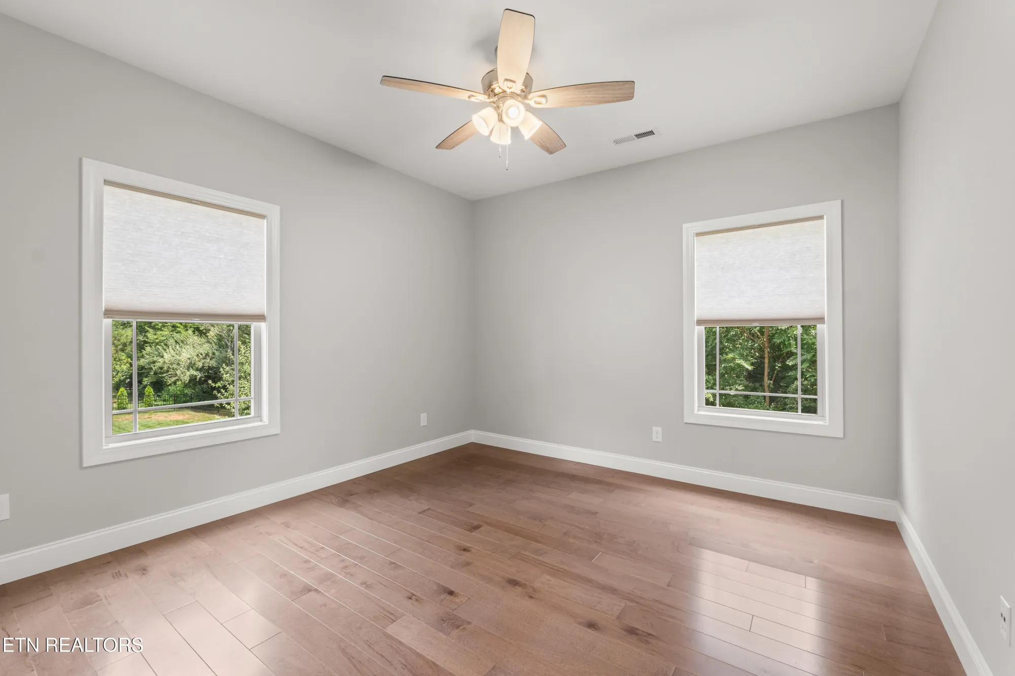 Property Slideshow image 33 of 40 | 116 wataga ln, Loudon, TN, 37774