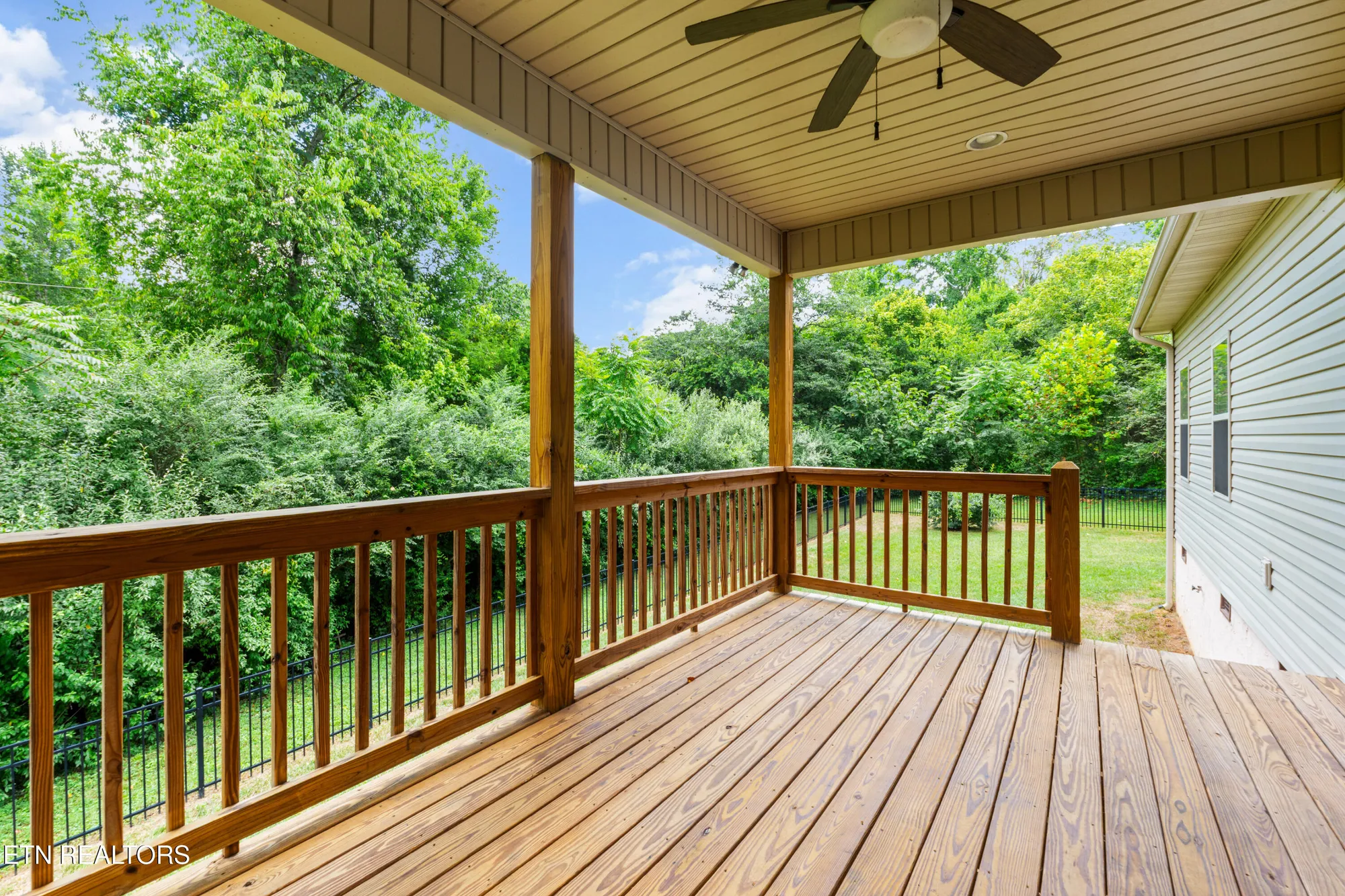 Property Slideshow image 38 of 40 | 116 wataga ln, Loudon, TN, 37774