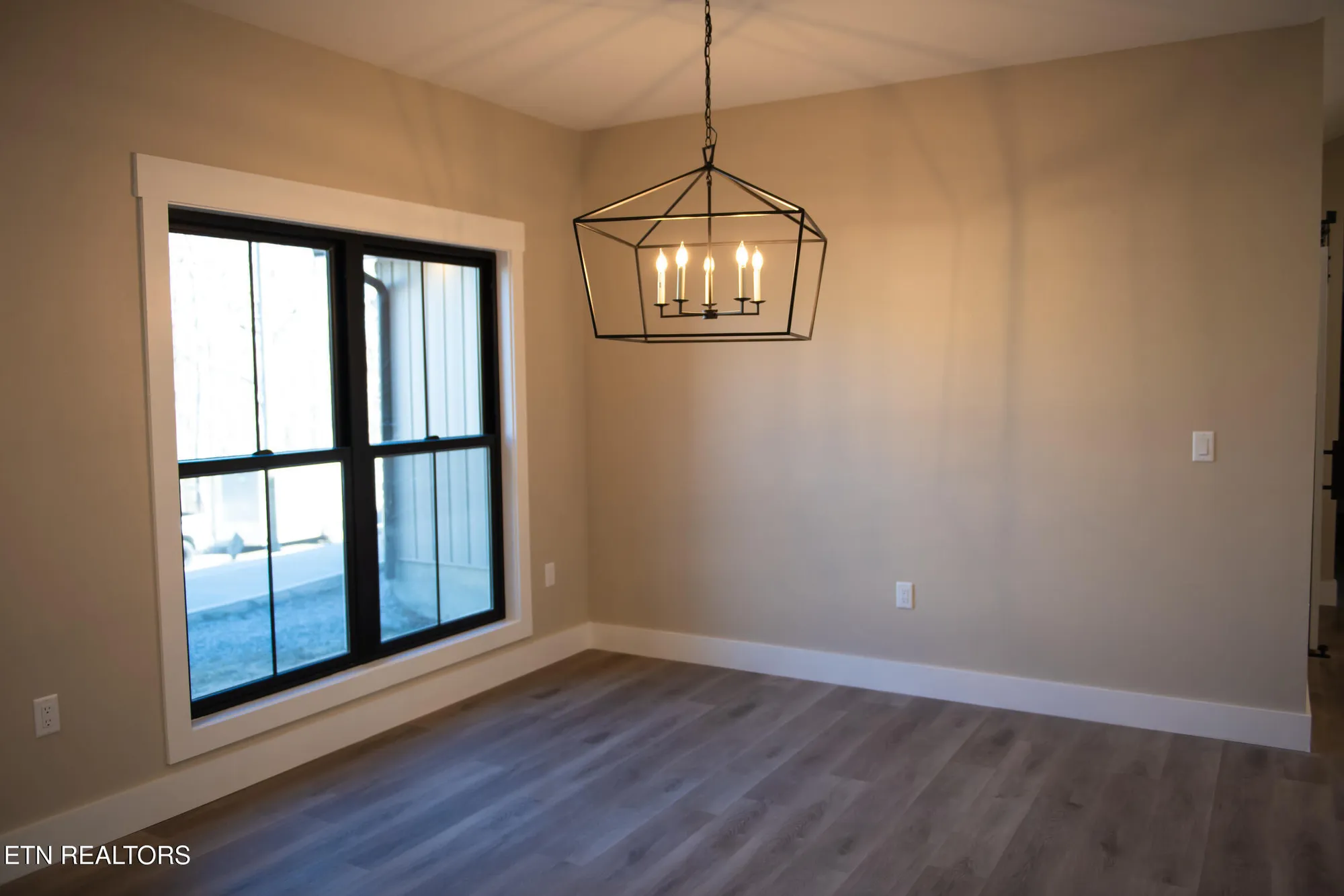 Property Slideshow image 11 of 21 | 107 leinster ln, Crossville, TN, 38558