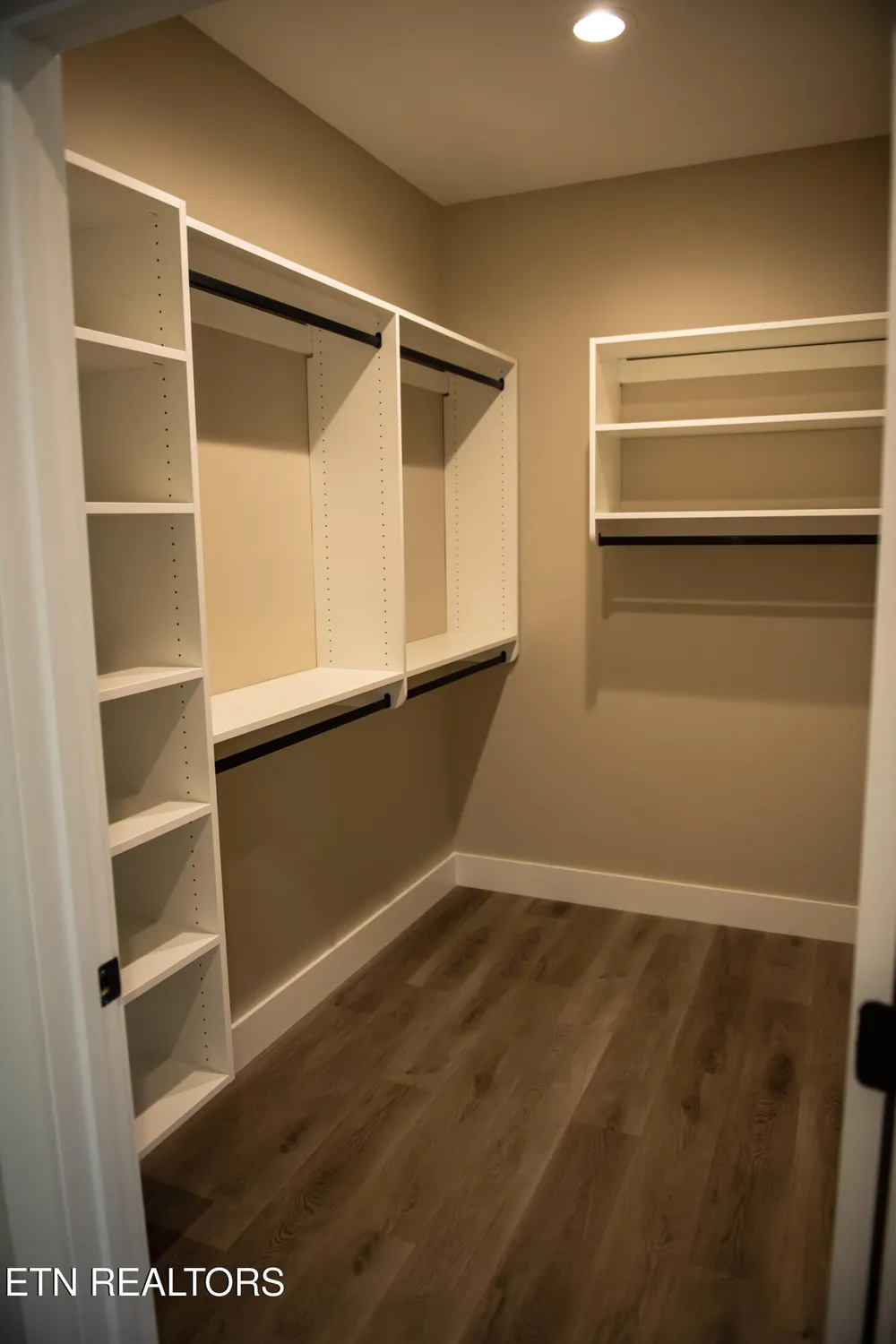 Property Slideshow image 13 of 21 | 107 leinster ln, Crossville, TN, 38558