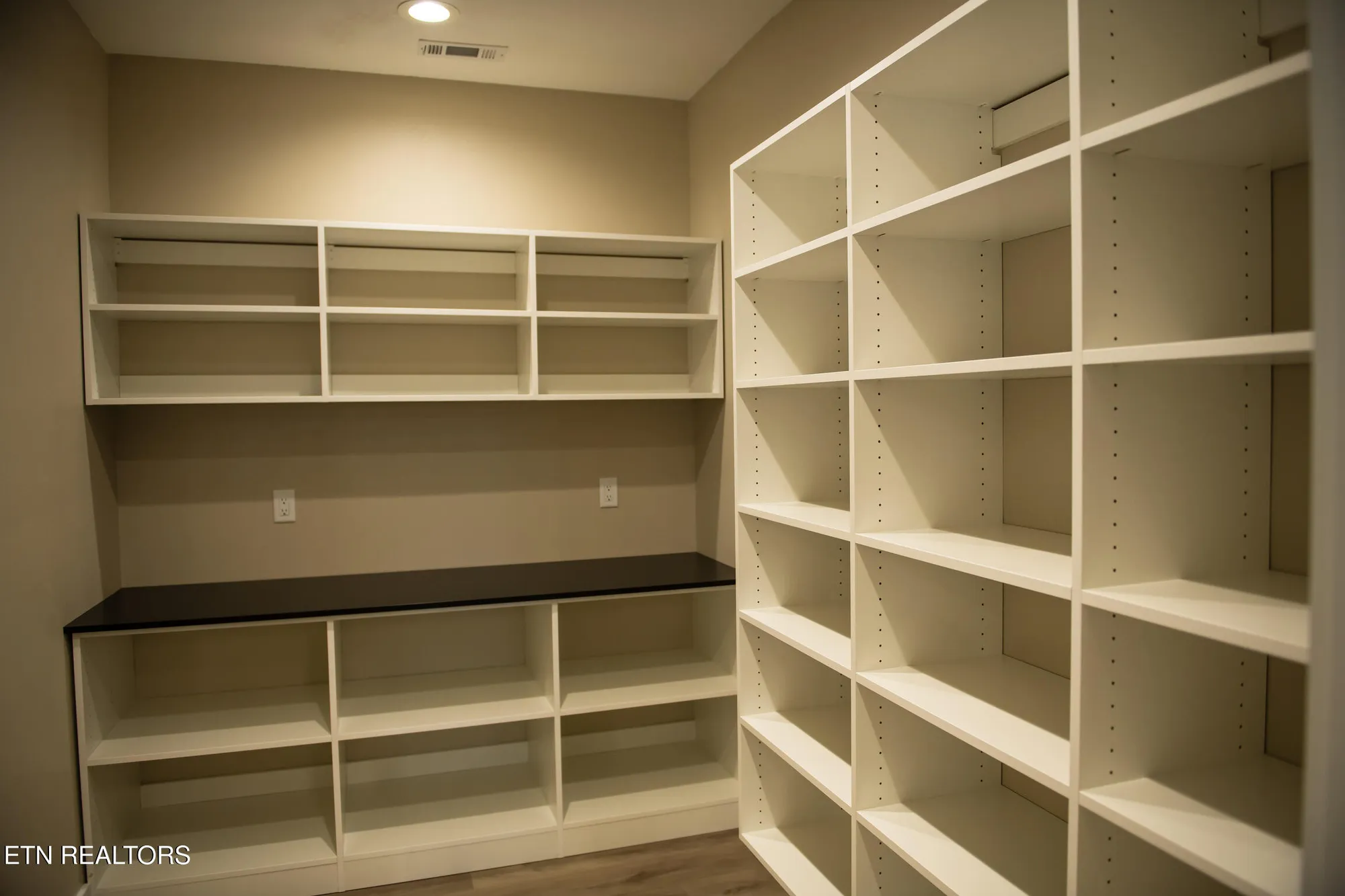 Property Slideshow image 10 of 21 | 107 leinster ln, Crossville, TN, 38558