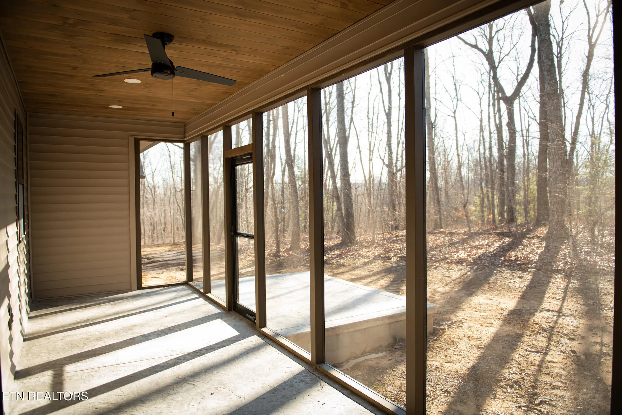 Property Slideshow image 20 of 21 | 107 leinster ln, Crossville, TN, 38558