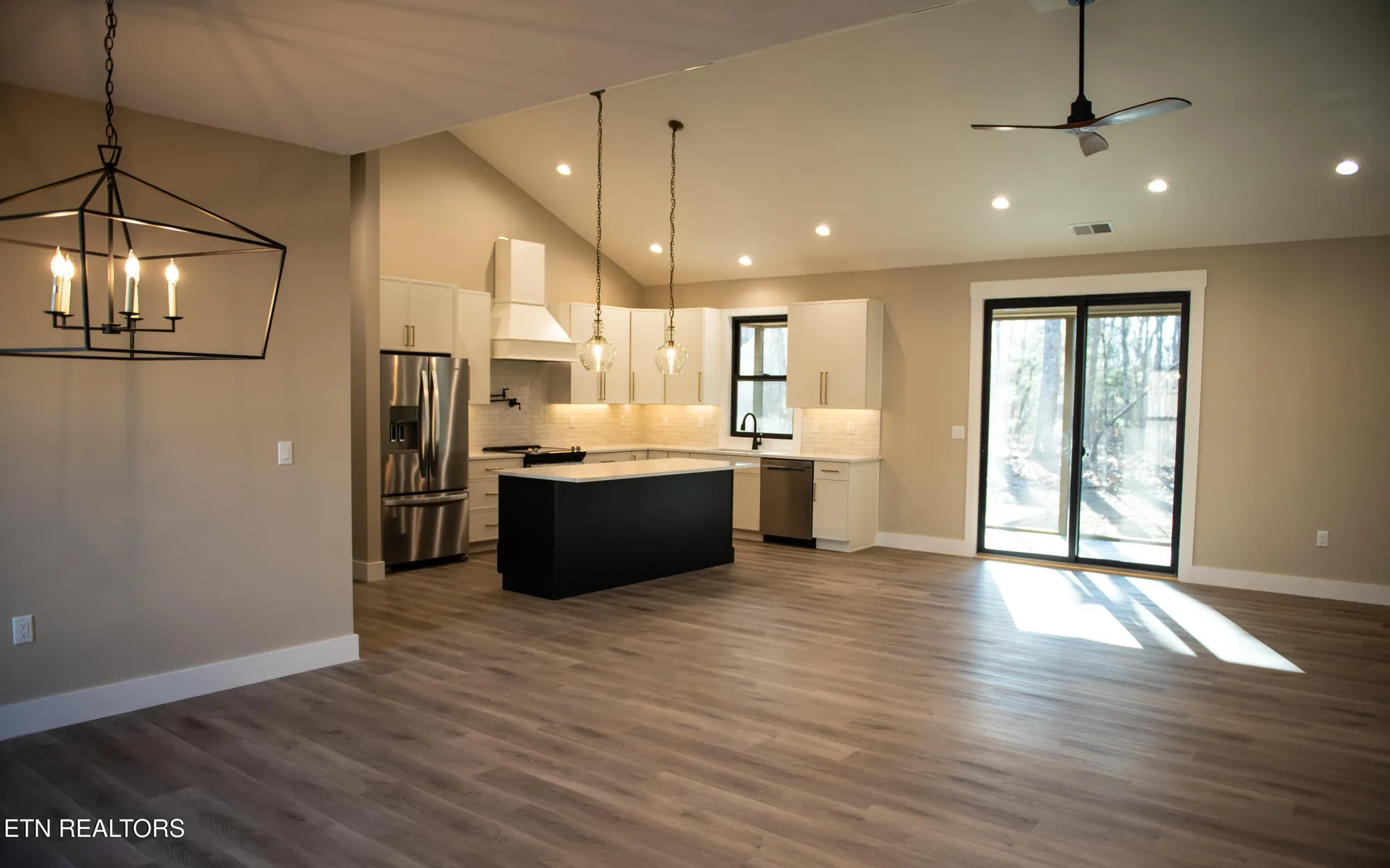 Property Slideshow image 6 of 21 | 107 leinster ln, Crossville, TN, 38558