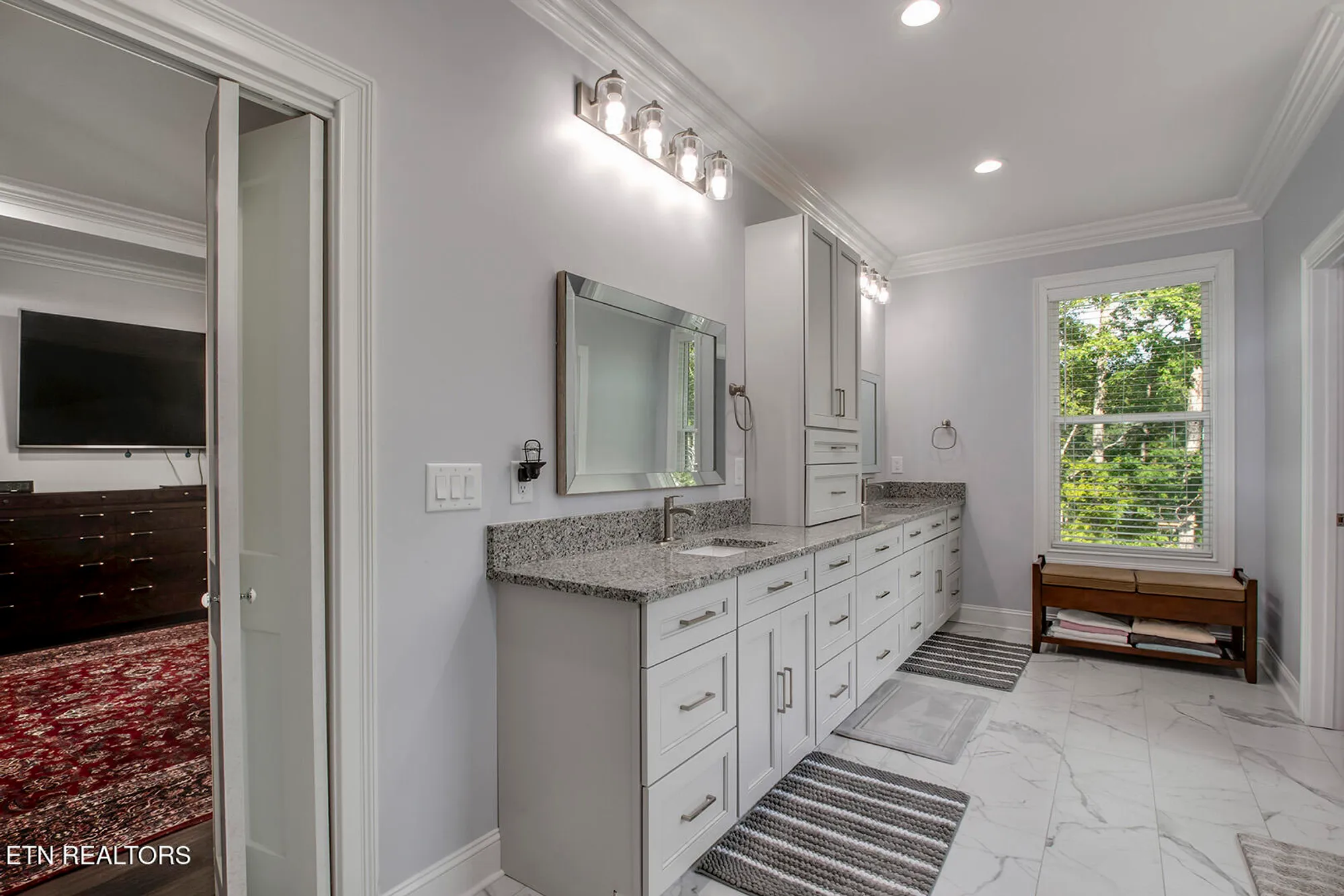 Property Slideshow image 36 of 62 | 122 nuhya way, Loudon, TN, 37774