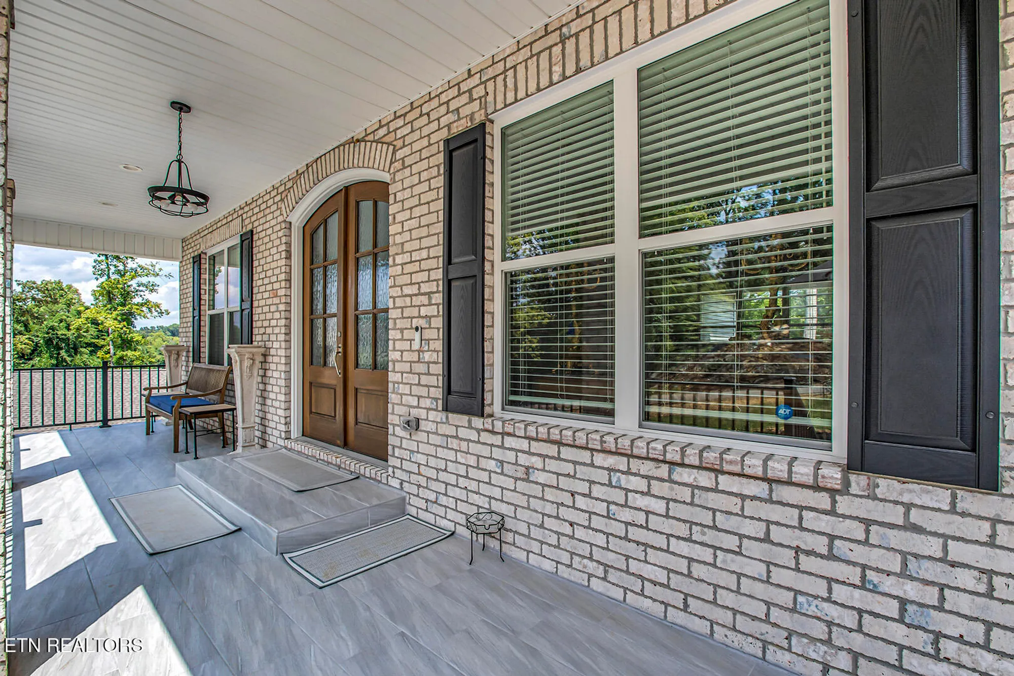 Property Slideshow image 5 of 62 | 122 nuhya way, Loudon, TN, 37774