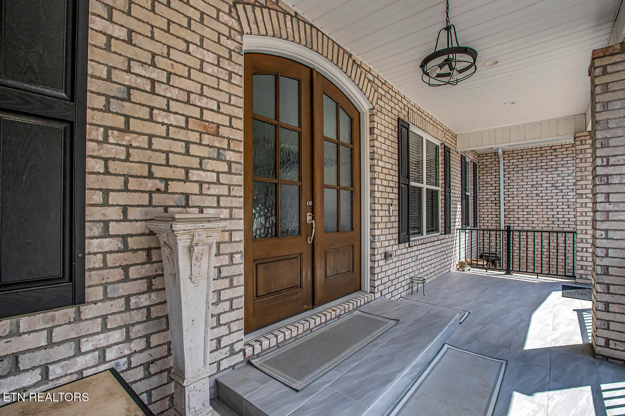 Property Slideshow image 6 of 62 | 122 nuhya way, Loudon, TN, 37774