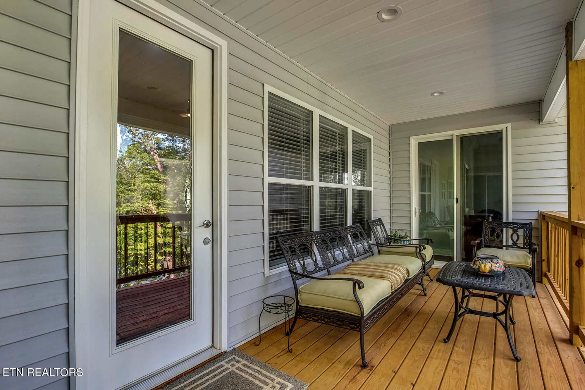 Property Slideshow image 11 of 62 | 122 nuhya way, Loudon, TN, 37774