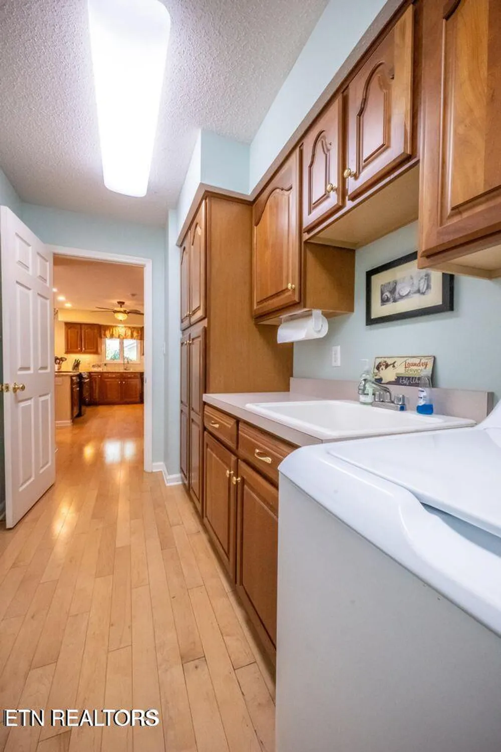 Property Slideshow image 20 of 29 | 180 oonoga way, Loudon, TN, 37774