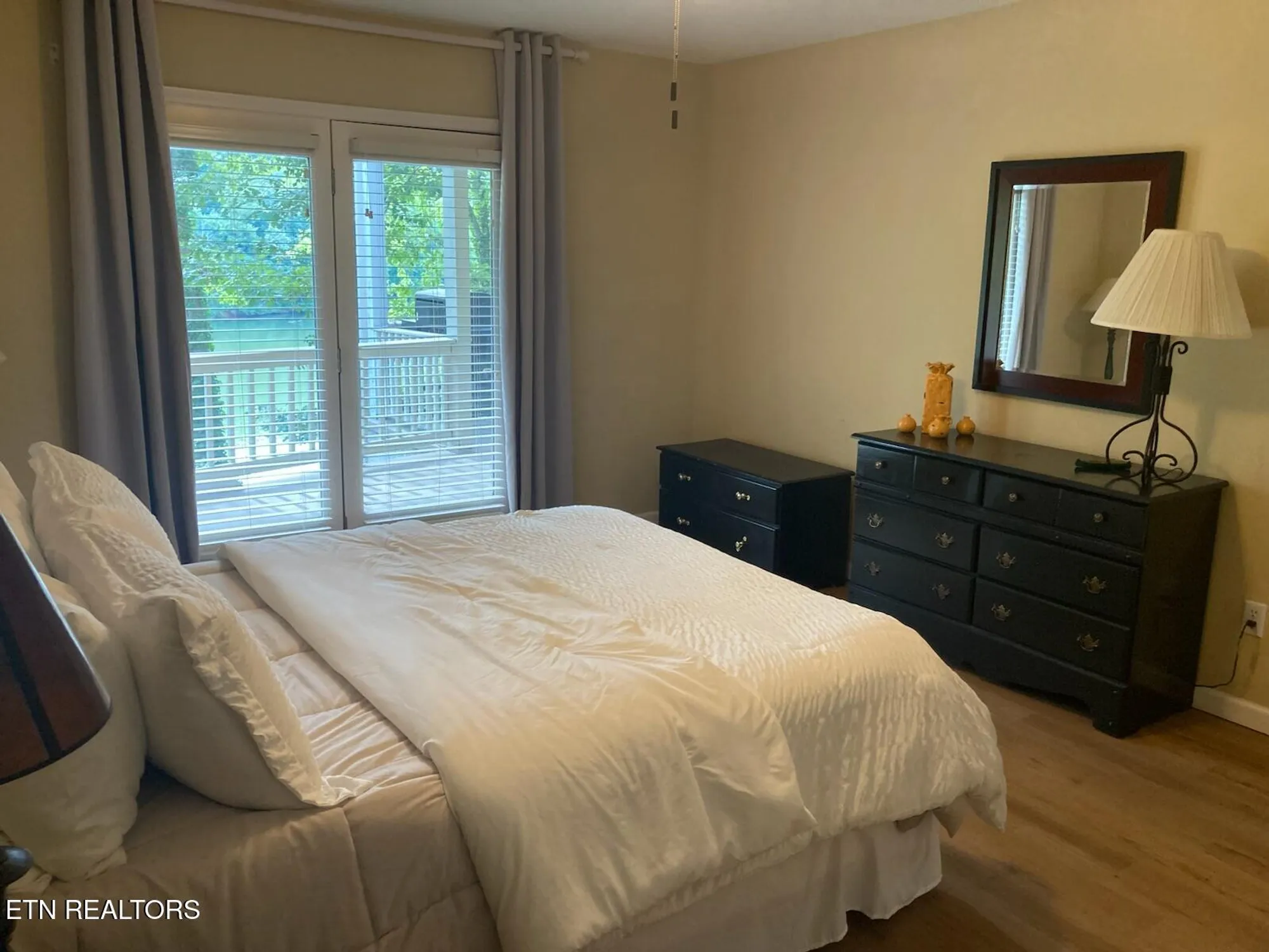 Property Slideshow image 21 of 29 | 180 oonoga way, Loudon, TN, 37774